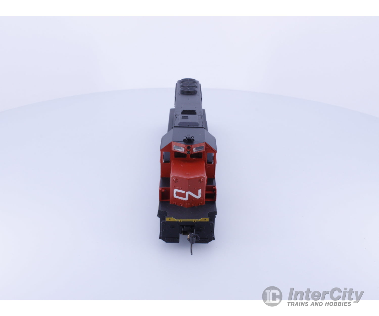 Athearn 4421 HO SD40-2 Canadian National (CN) 5930 Analog DC Locomotives