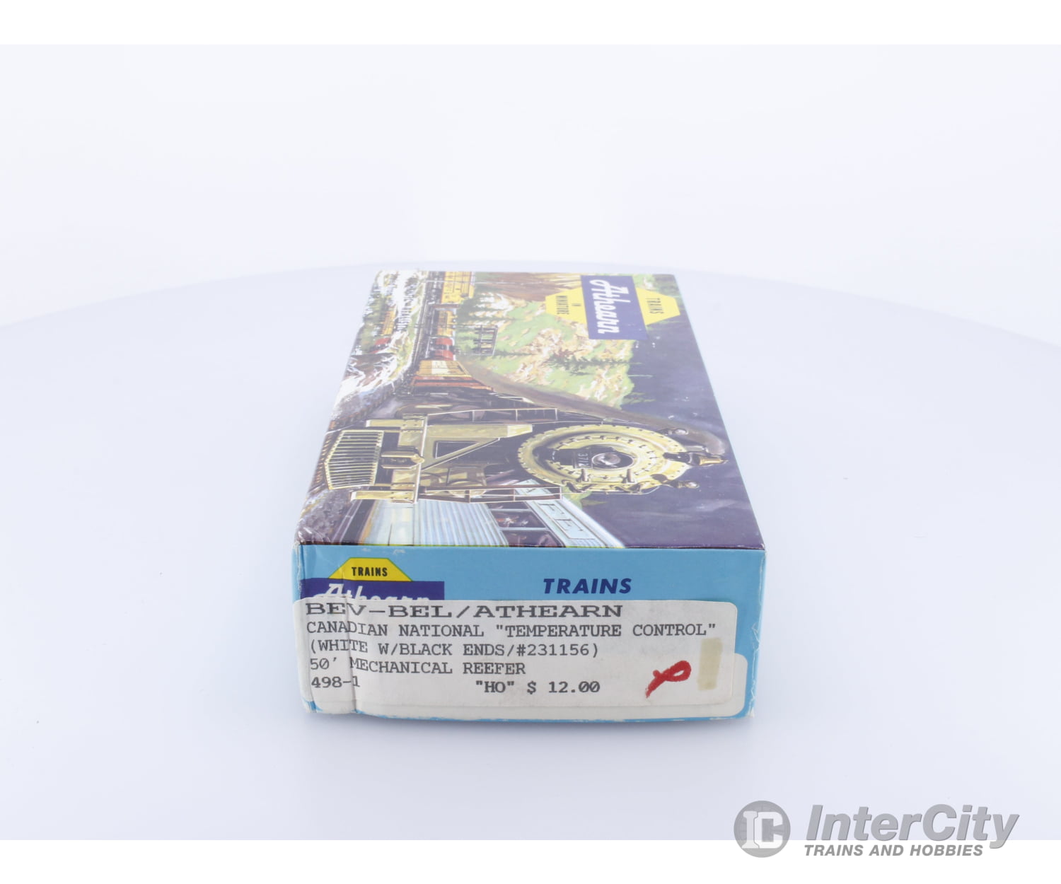 Athearn 498-1 HO 50 Mechanical Reefer (white w/black ends) Canadian National (CN) 231156 Freight Cars
