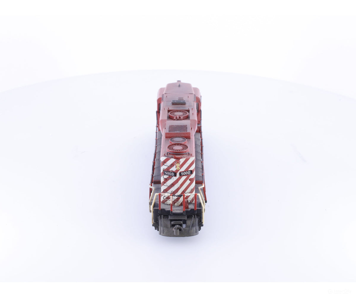 Athearn 5000 HO GP30 Dummy Diesel Locomotive Canadian Pacific (CP) 5000 - Locomotives