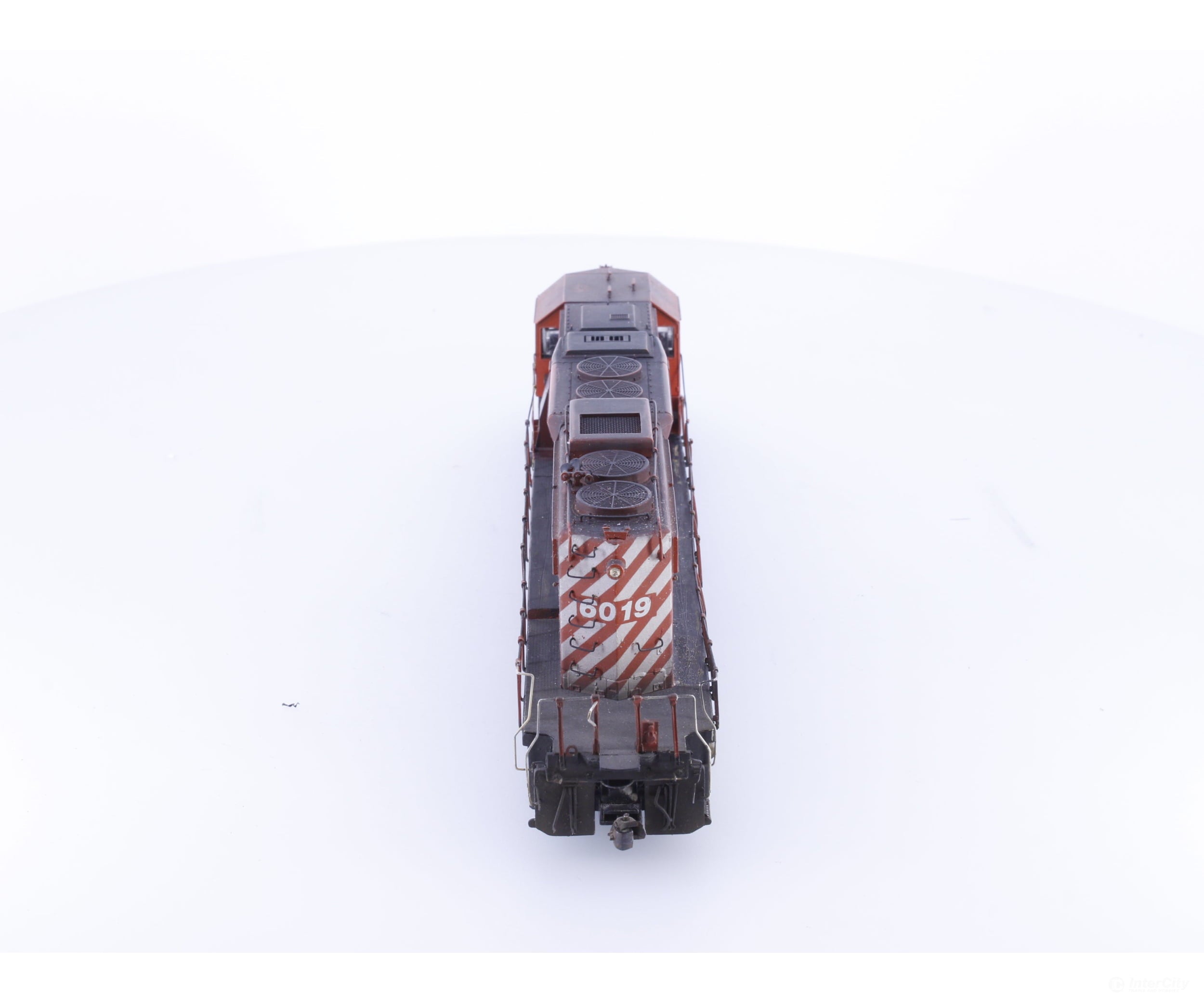Athearn 6019 HO SD40-2 Dummy Diesel Locomotive Canadian Pacific (CP) 6019 - Locomotives