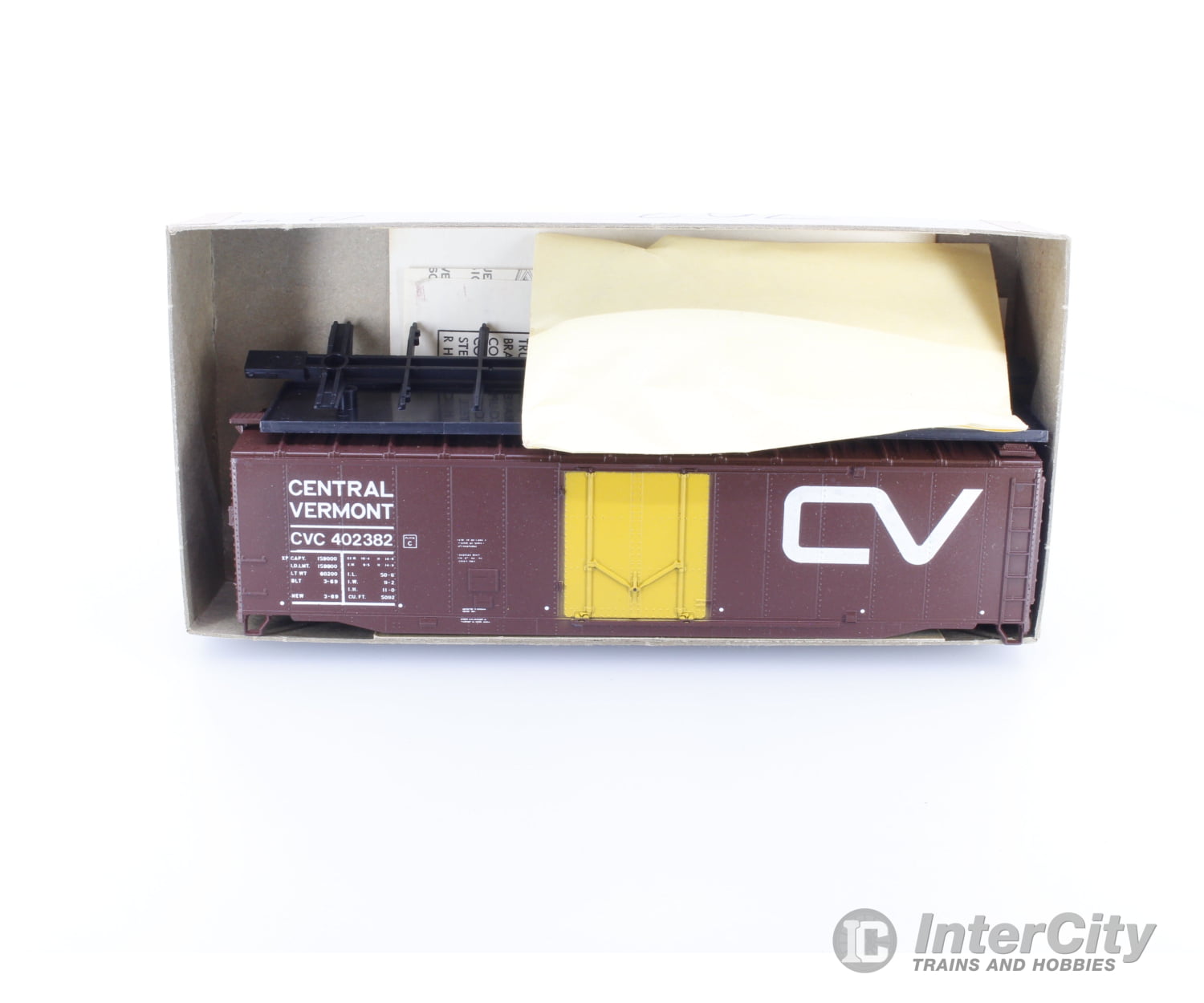 Athearn 702 HO 50’ Plug Door Box Car Kit Vermont Railway (VTR) 402382 Freight Cars