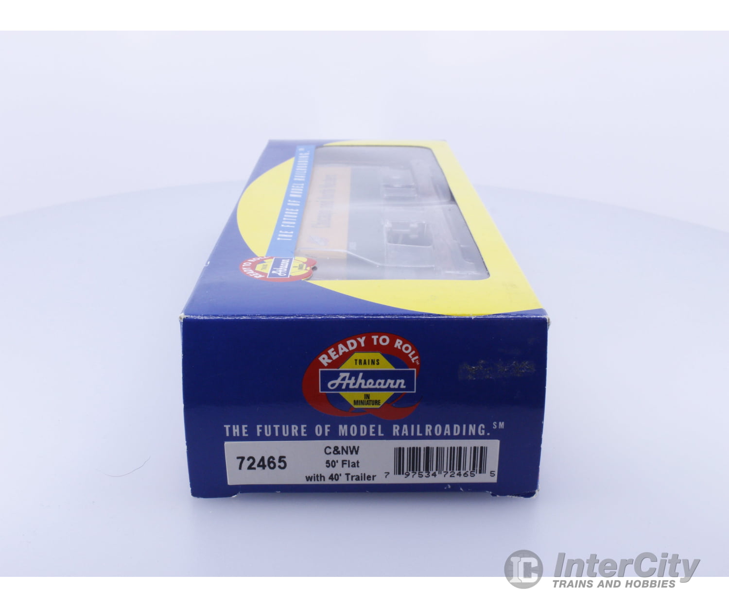 Athearn 72465 HO 50’ Flat with 40’ Trailer Chicago and North Western (CNW) 44192 Freight Cars