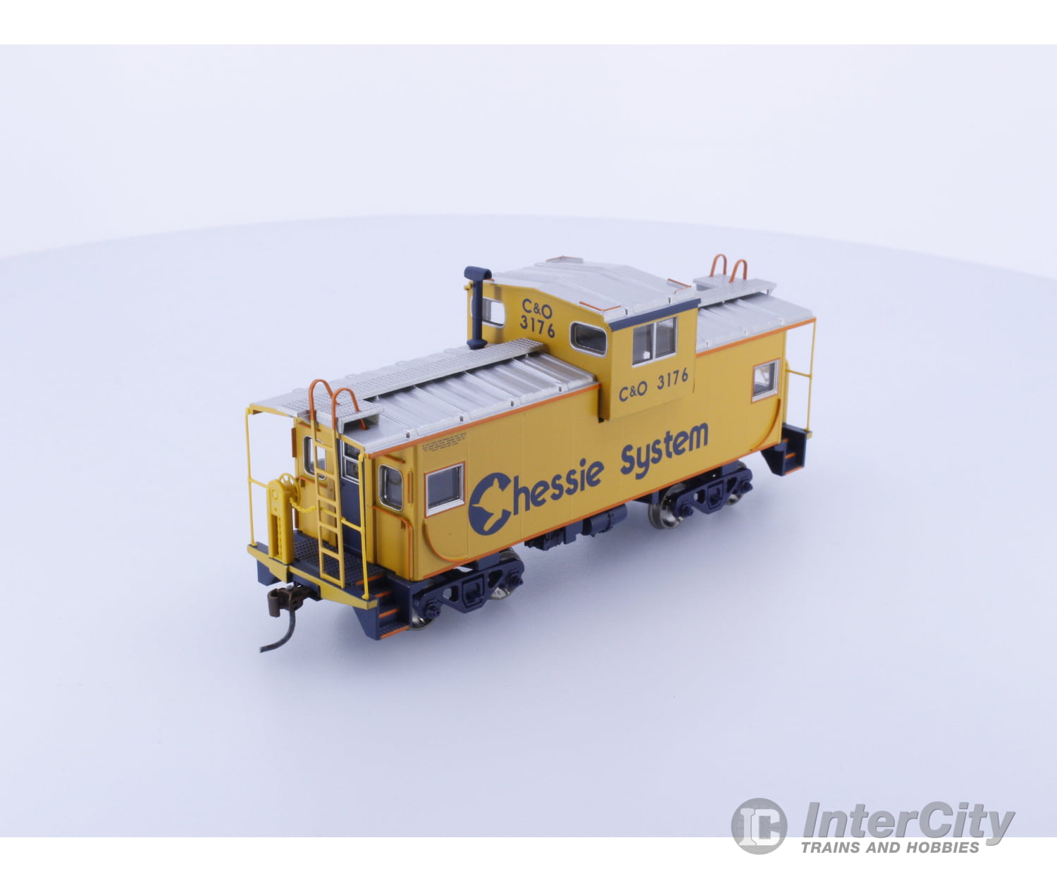 Athearn 75208 HO Wide Vision Caboose Chesapeake and Ohio (CO) 3176 Freight Cars