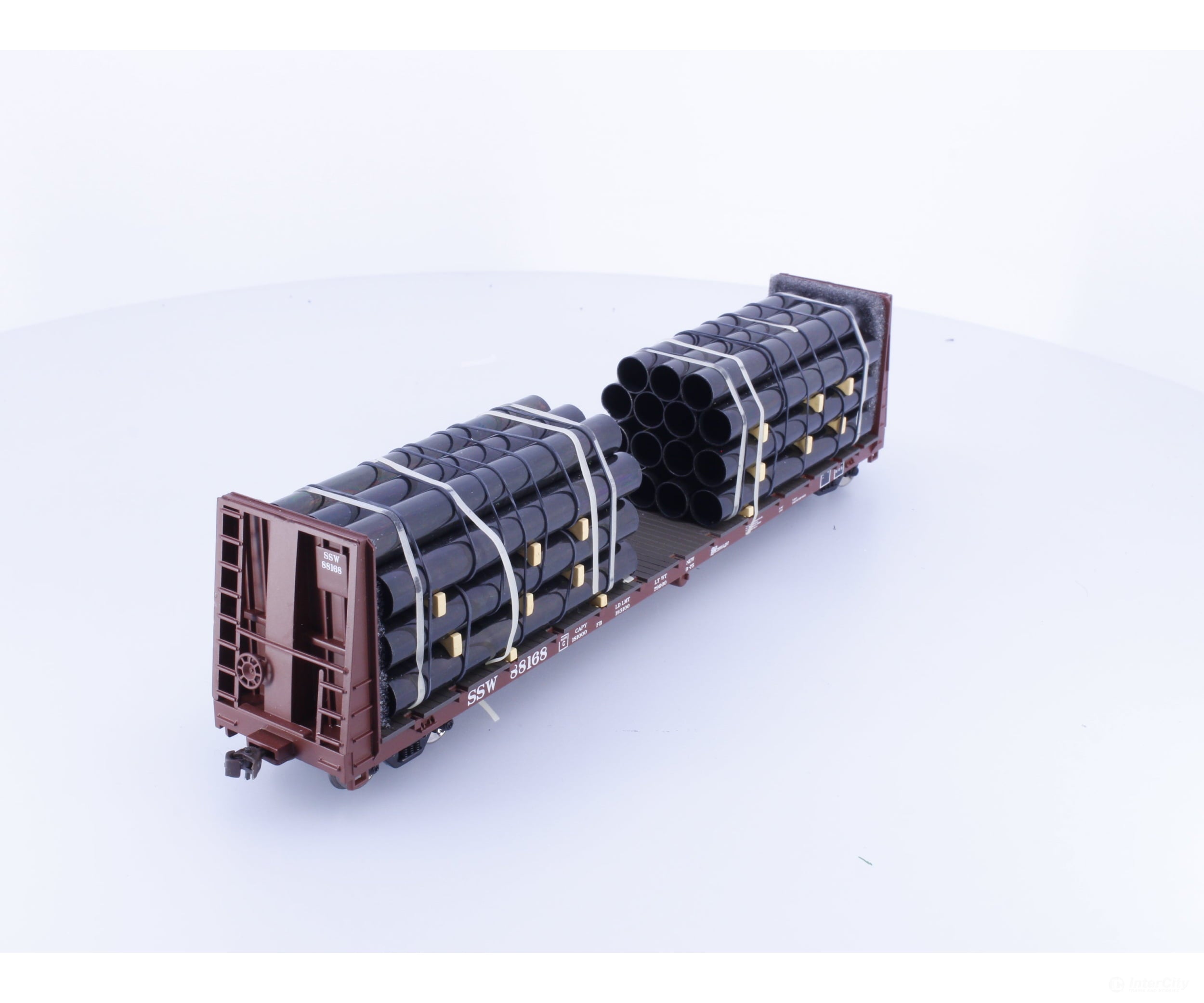 Athearn 92708 HO 60’ Bulkhead Flatcar with Pipe Load St Louis Southwestern (SLSW/SSW) 88168 - Freight Cars