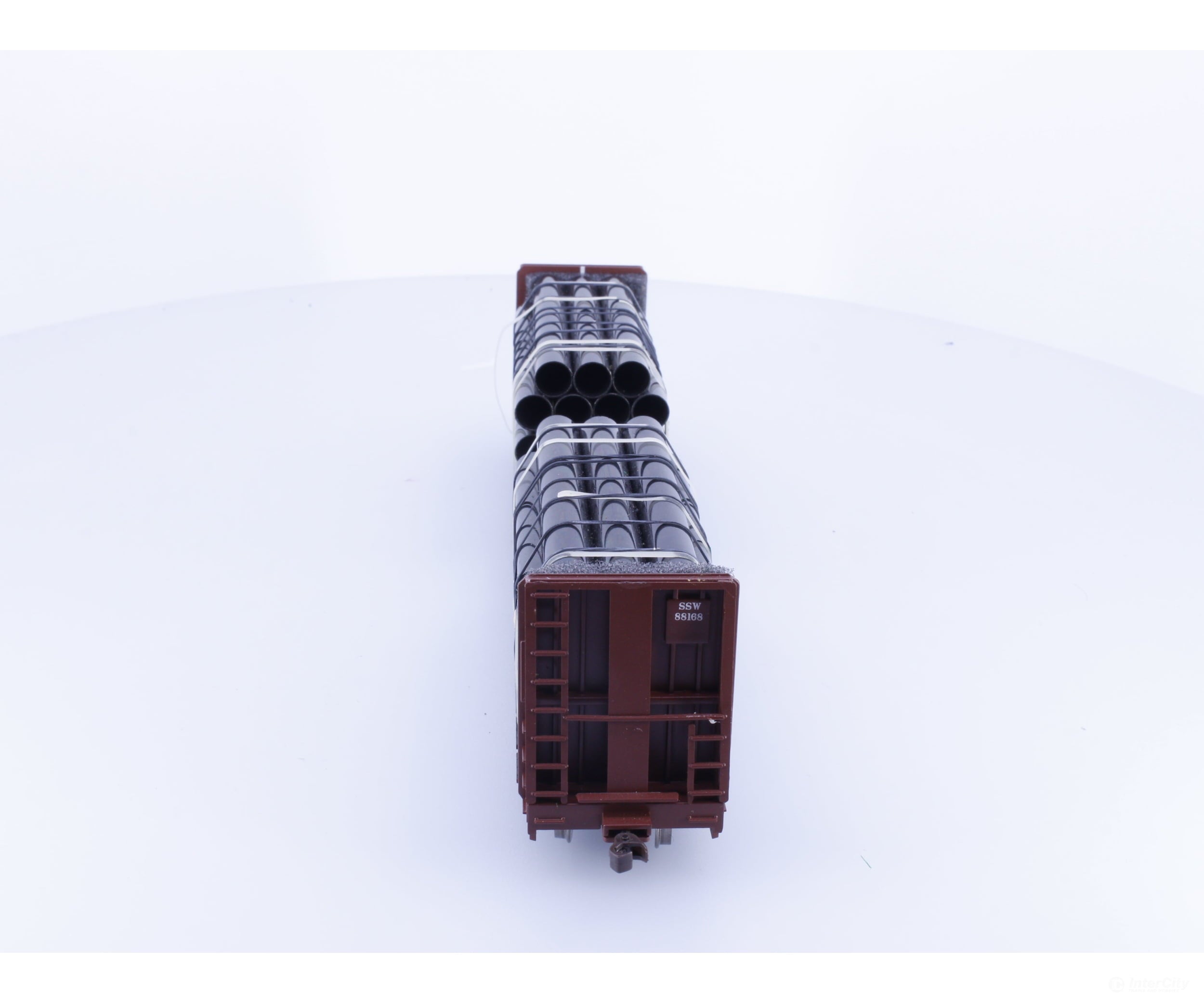Athearn 92708 HO 60’ Bulkhead Flatcar with Pipe Load St Louis Southwestern (SLSW/SSW) 88168 - Freight Cars