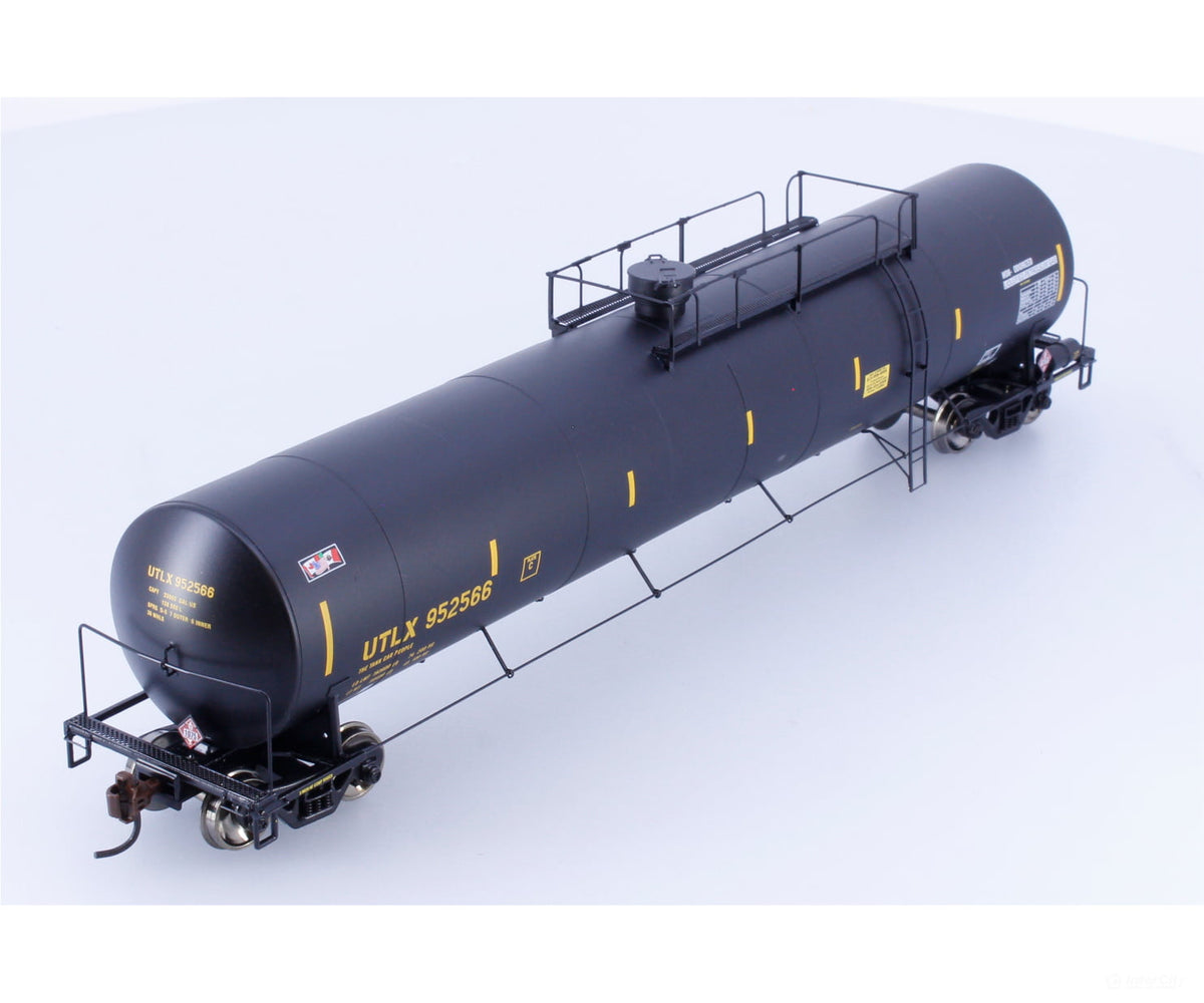 Athearn 96412 HO UTC 33K LPG Tank Car Triple Flags Union Tank Car (UTLX) 952566 - Freight Cars