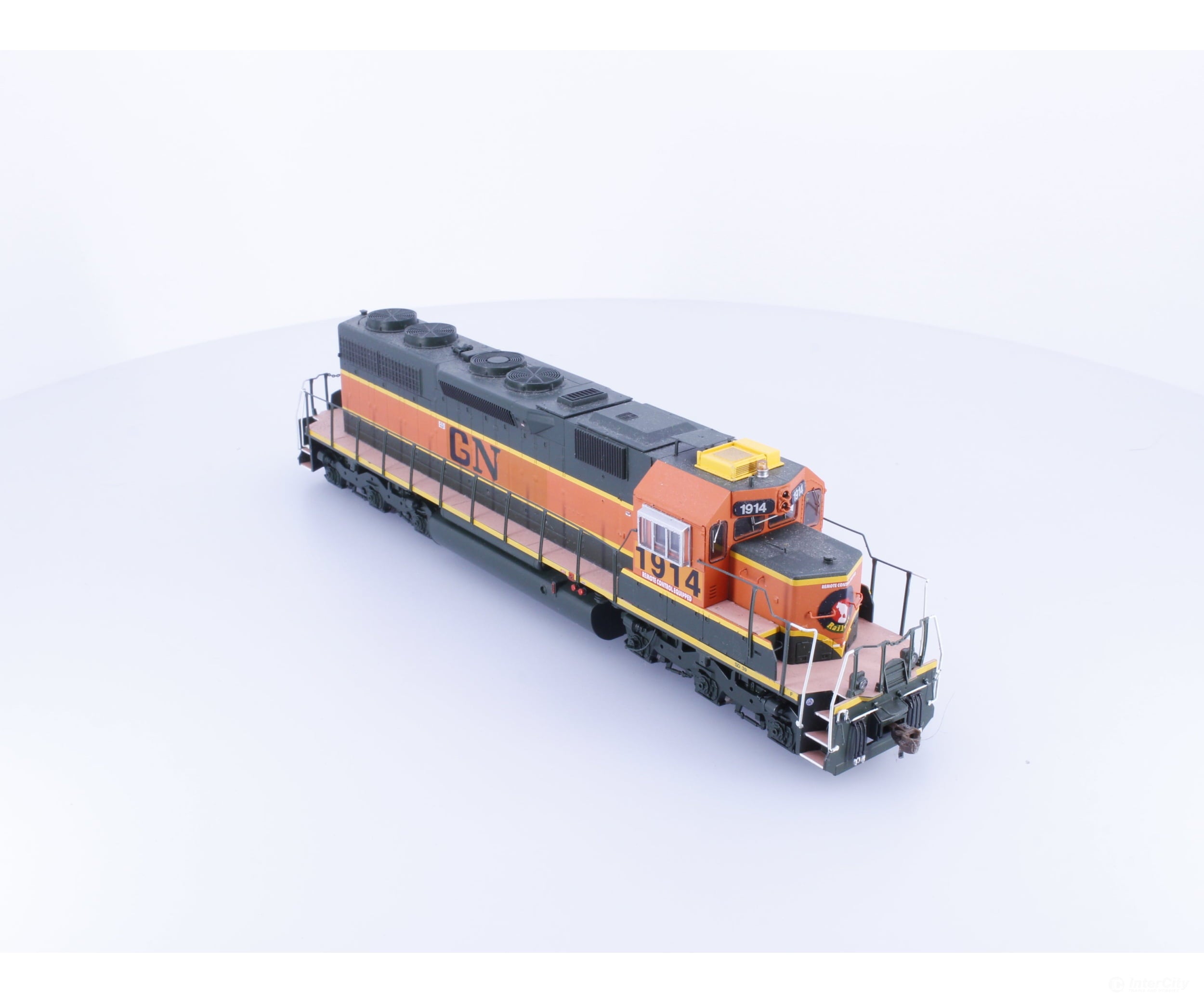 Athearn ATH71581 HO EMD SD39 Diesel Locomotive Burlington Northern Santa Fe (BNSF) 1914 DCC & Sound Locomotives