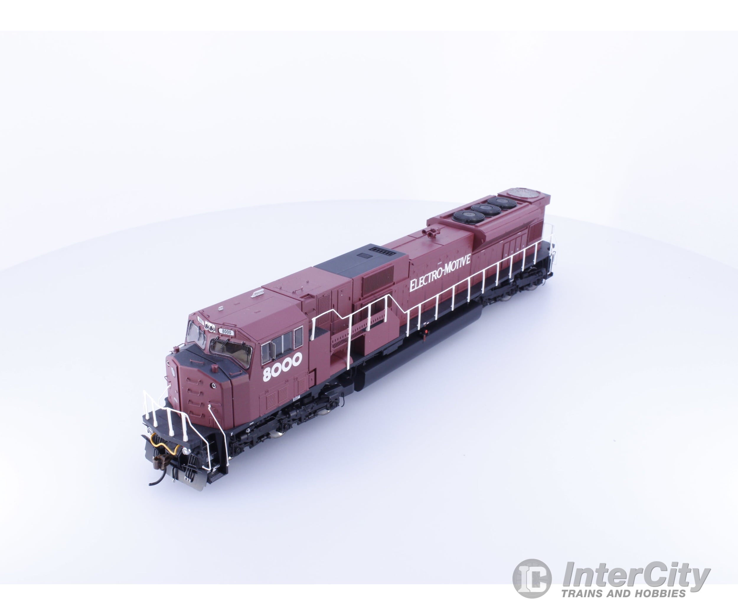 Athearn ATHG27351 HO EMD SD80MAC Diesel Locomotive Electro-Motive Tsunami 2 Sound EMD Demonstrator (EMD) 8000 DCC &