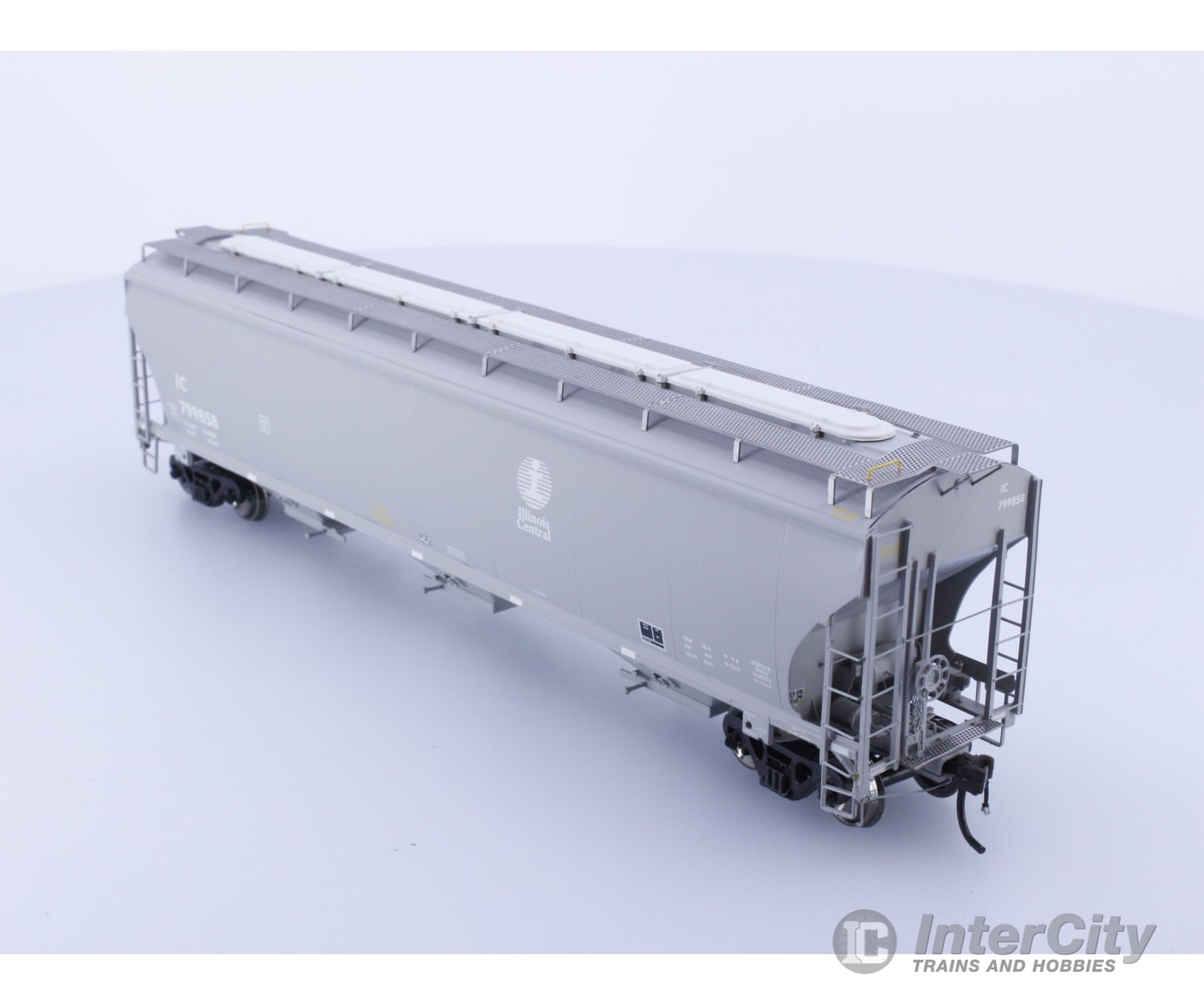 Athearn G4261 HO Trinity 5161 Cu FT Covered Hopper Illinois Central (IC) 799858 Freight Cars