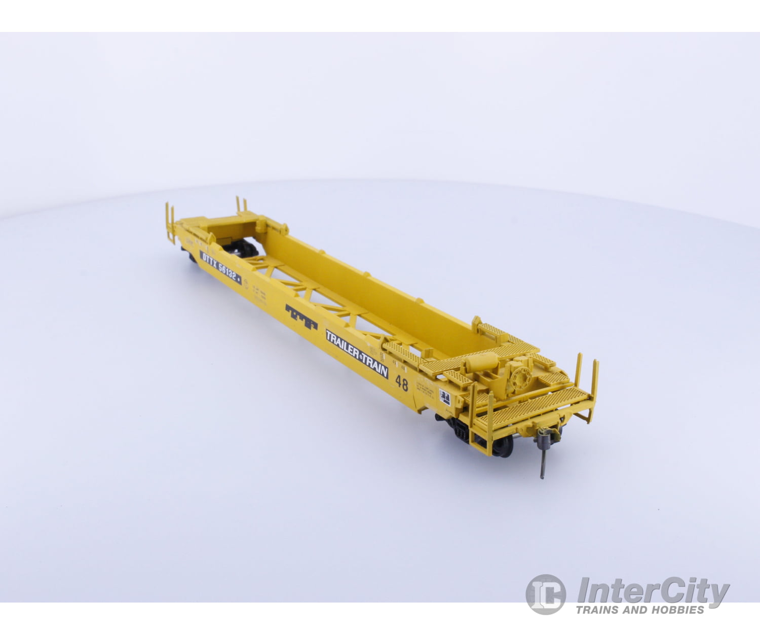 Athearn HO 48’ Trailer Train Container Car Trailer Train TTX Corp. (TTX) 56132 Freight Cars