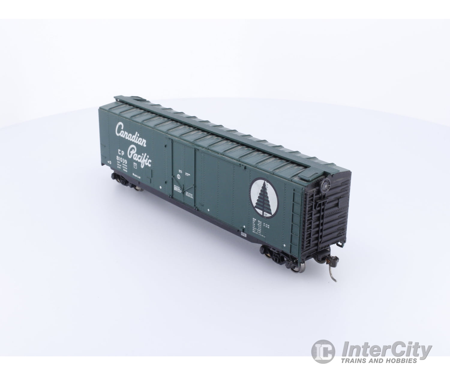 Athearn HO 50’ Plug Door Boxcar Canadian Pacific (CP) 81039 Freight Cars