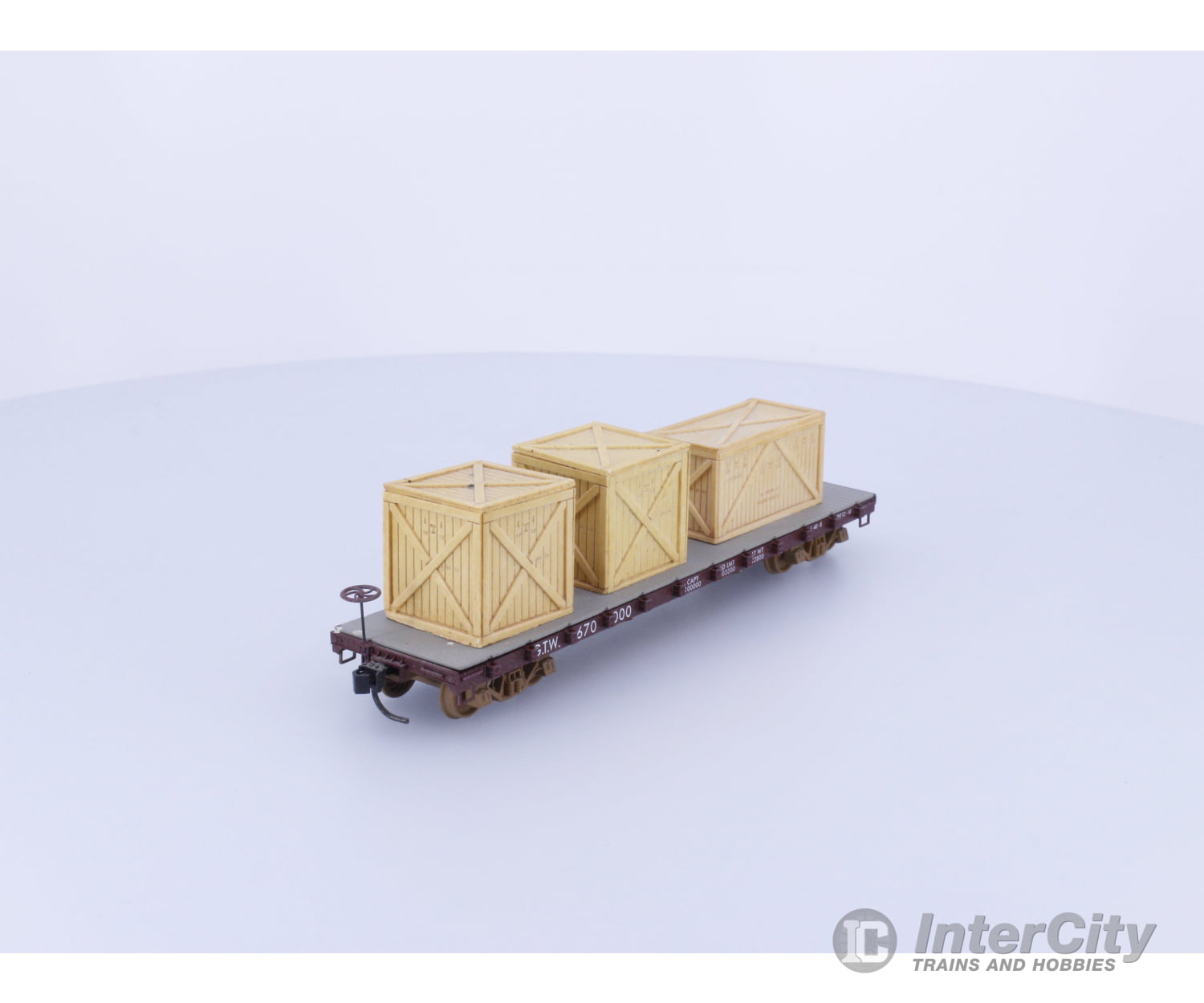Athearn HO Custom Flat Car with Wood Crates Load Grand Trunk Western (GTW) 670000 Freight Cars