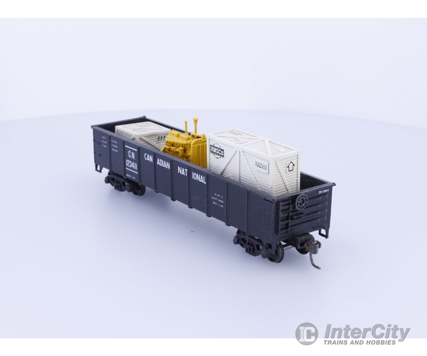Athearn HO Custom Gondola with Load Canadian National (CN) 123411 Freight Cars