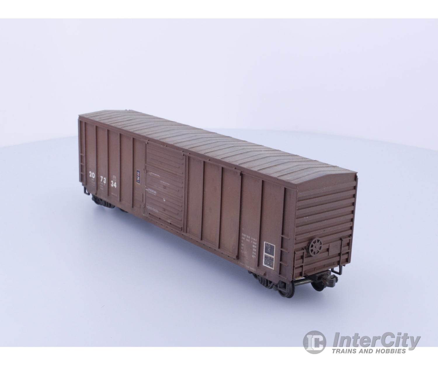 Athearn HO Undecorated Single Door Boxcar Prof. Weathered 207334 Freight Cars