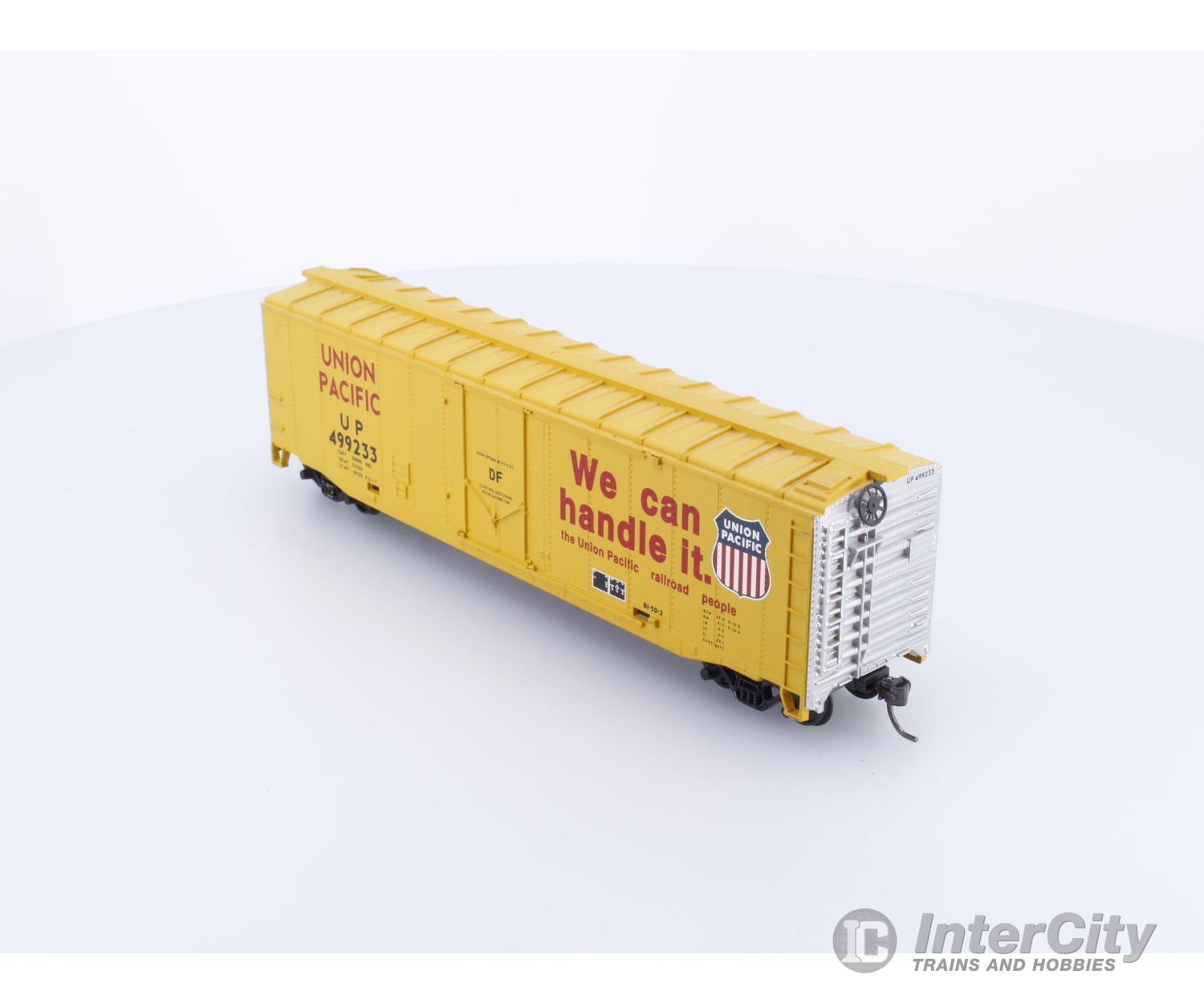 Athearn UP499233 HO 50’ Reefer Union Pacific (UP) 499233 Freight Cars