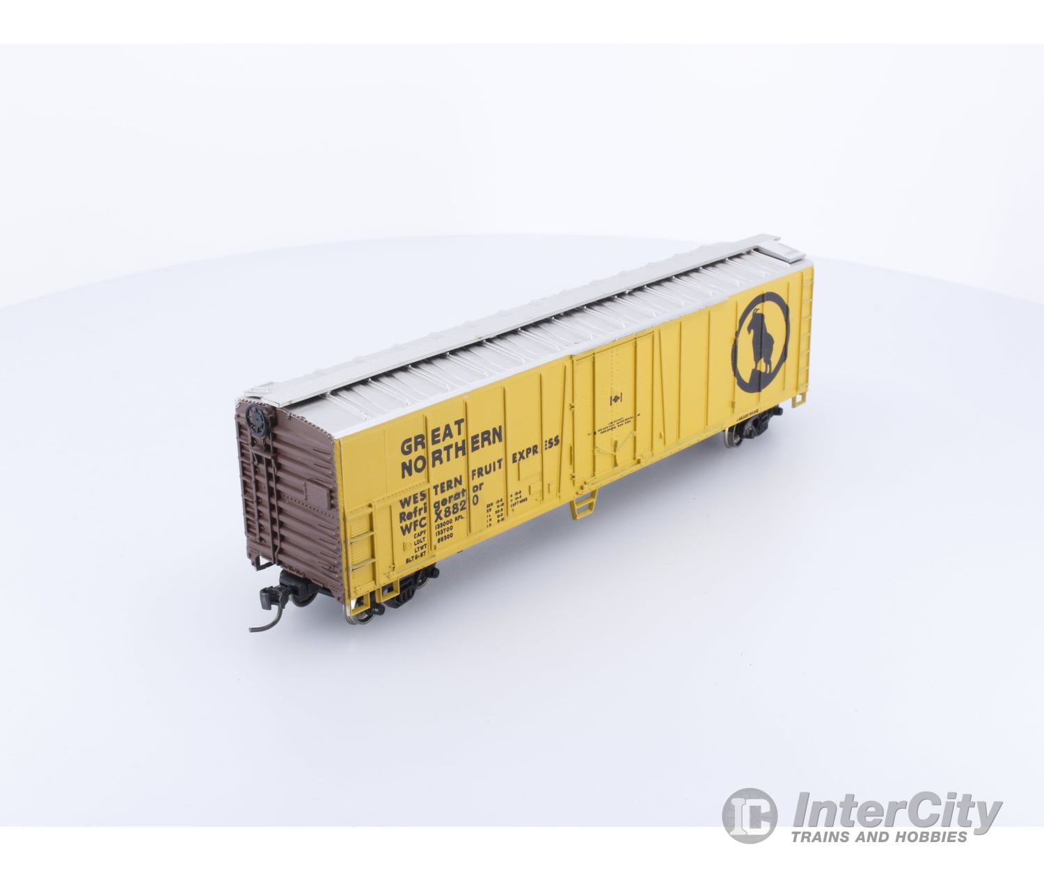 Athearn WFCX8820 HO 50’ Reefer Great Northern (GN) 8820 Freight Cars