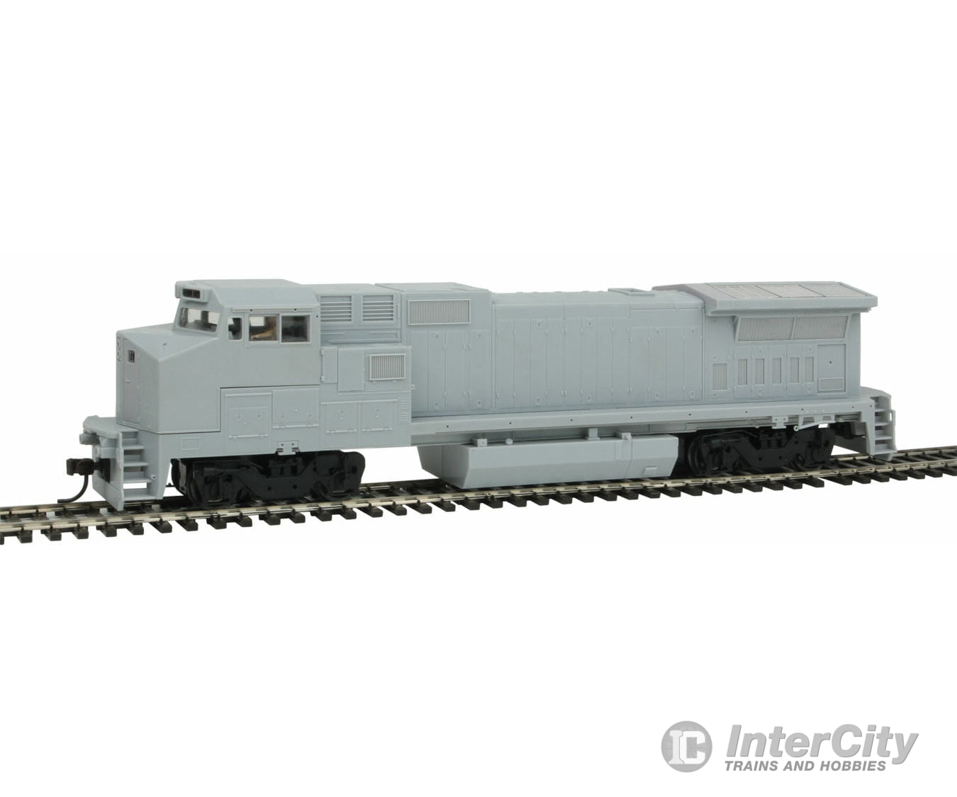 Atlas 10001810 Ge Dash 8-40Bw - Standard Dc Master(R) Silver -- Undecorated (Gull-Wing Cab Ditch