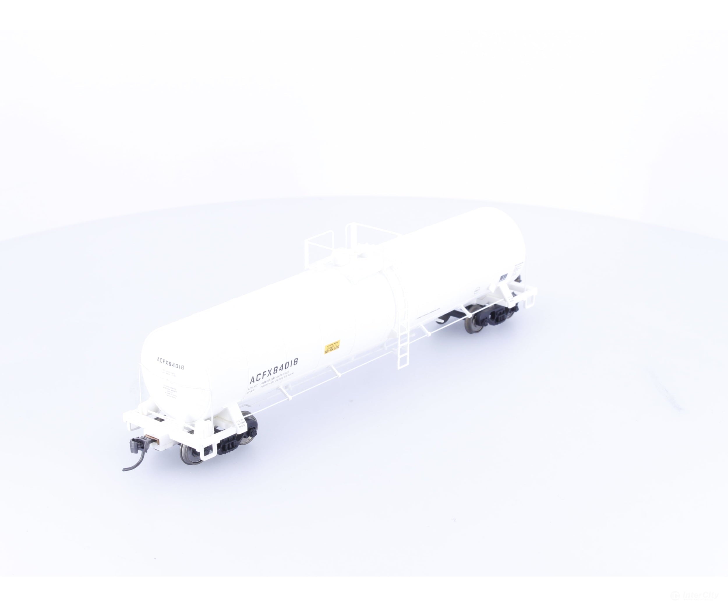 Atlas 1623-1 HO ACF 23500 Gallon Tank Car Amoco American Car and Foundry (ACF/ACFX) 84018 - Freight Cars