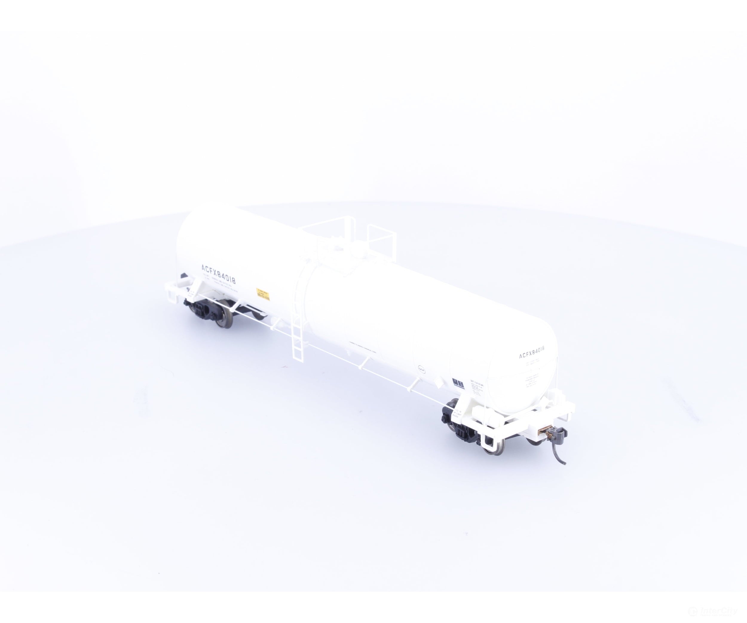 Atlas 1623-1 HO ACF 23500 Gallon Tank Car Amoco American Car and Foundry (ACF/ACFX) 84018 - Freight Cars
