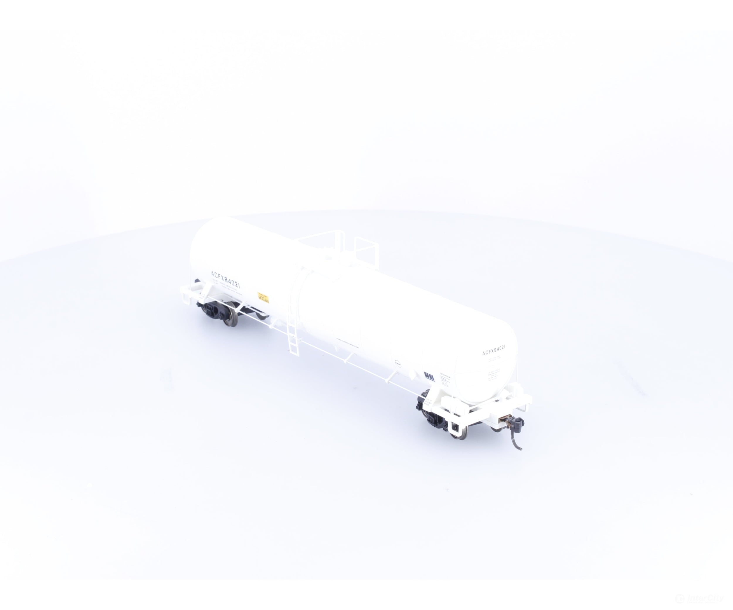 Atlas 1623-2 HO ACF 23500 Gallon Tank Car Amoco American Car and Foundry (ACF/ACFX) 84021 (#1) - Freight Cars
