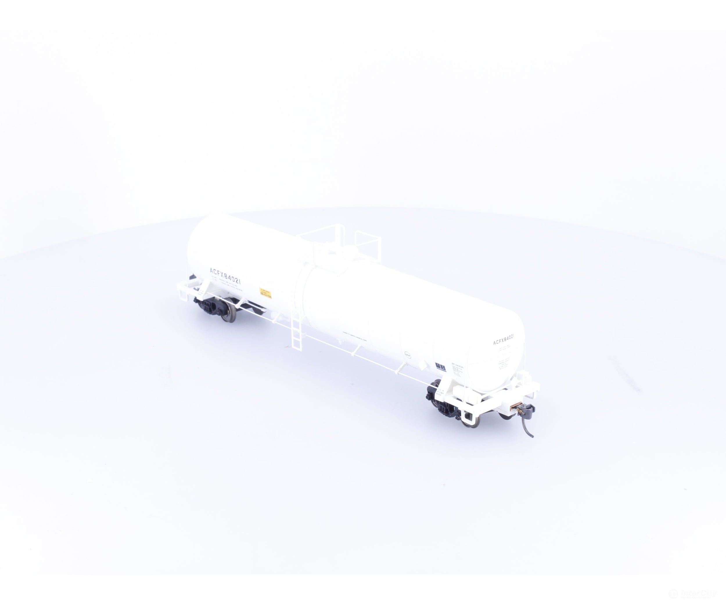 Atlas 1623-2 HO ACF 23500 Gallon Tank Car Amoco #2 American Car and Foundry (ACF/ACFX) 84021 - Freight Cars
