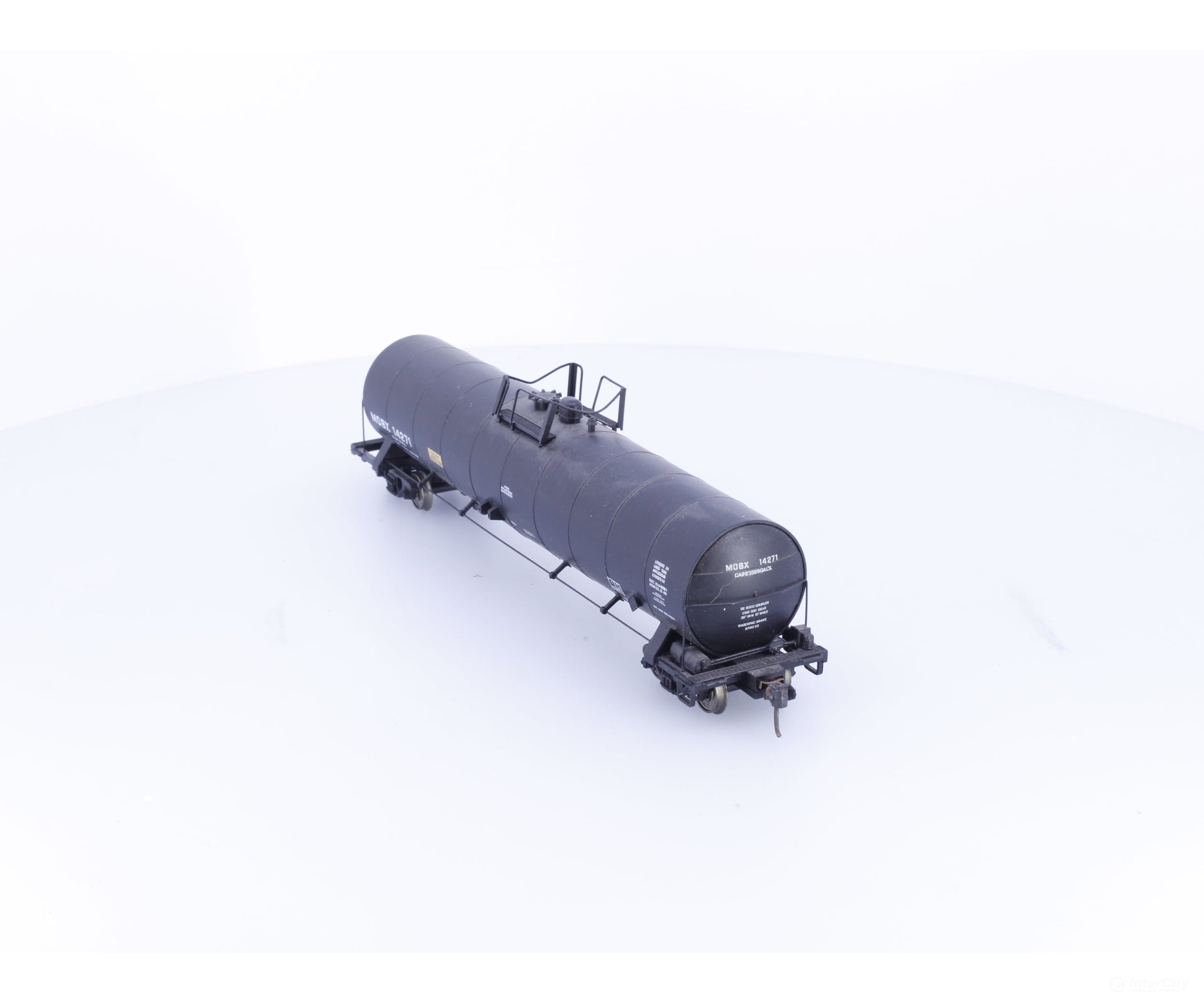 Atlas 1624-2 HO ACF 23500 Gallon Tank Car Mobil (MOBX) 14271 - Freight Cars