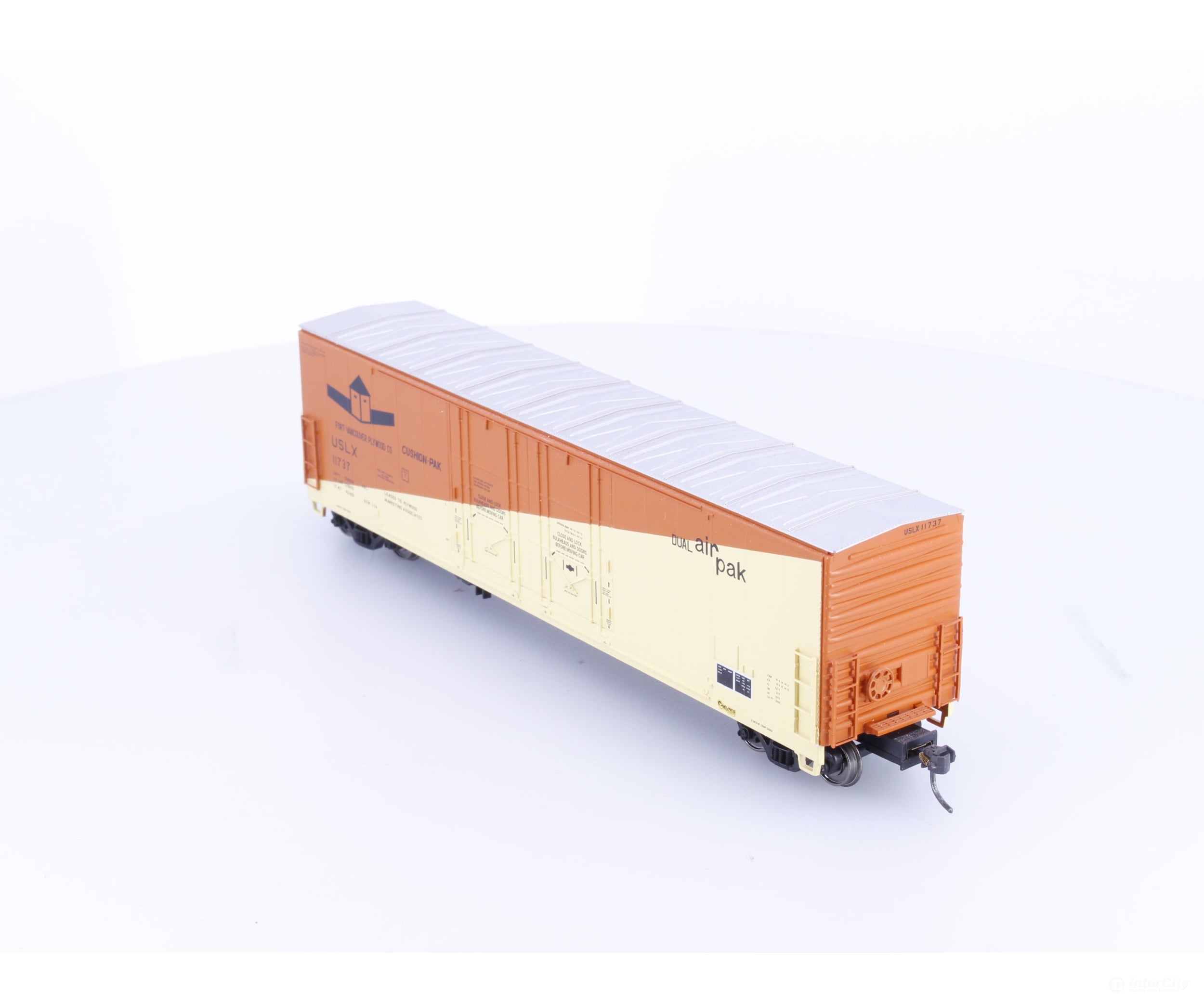 Atlas 1778-2 HO Evans 53’ Double Plug Door Box Car Fort Vancouver Plywood (USLX) 11737 - Freight Cars