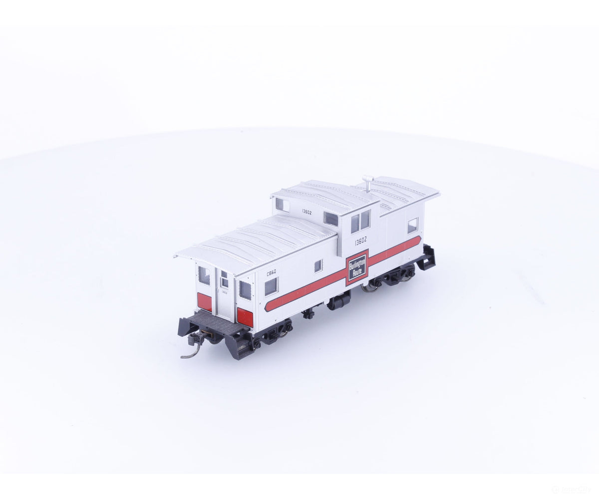 Atlas 1908 HO Extended Vision Caboose #3 Chicago Burlington and Quincey (CBQ) 13602 - Freight Cars