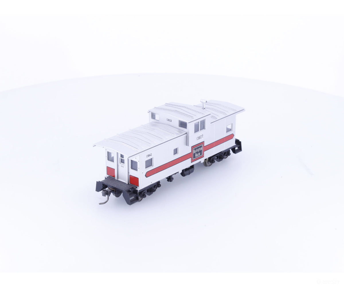 Atlas 1908 HO Extended Vision Caboose Chicago Burlington and Quincey (CBQ) 13602 - Freight Cars