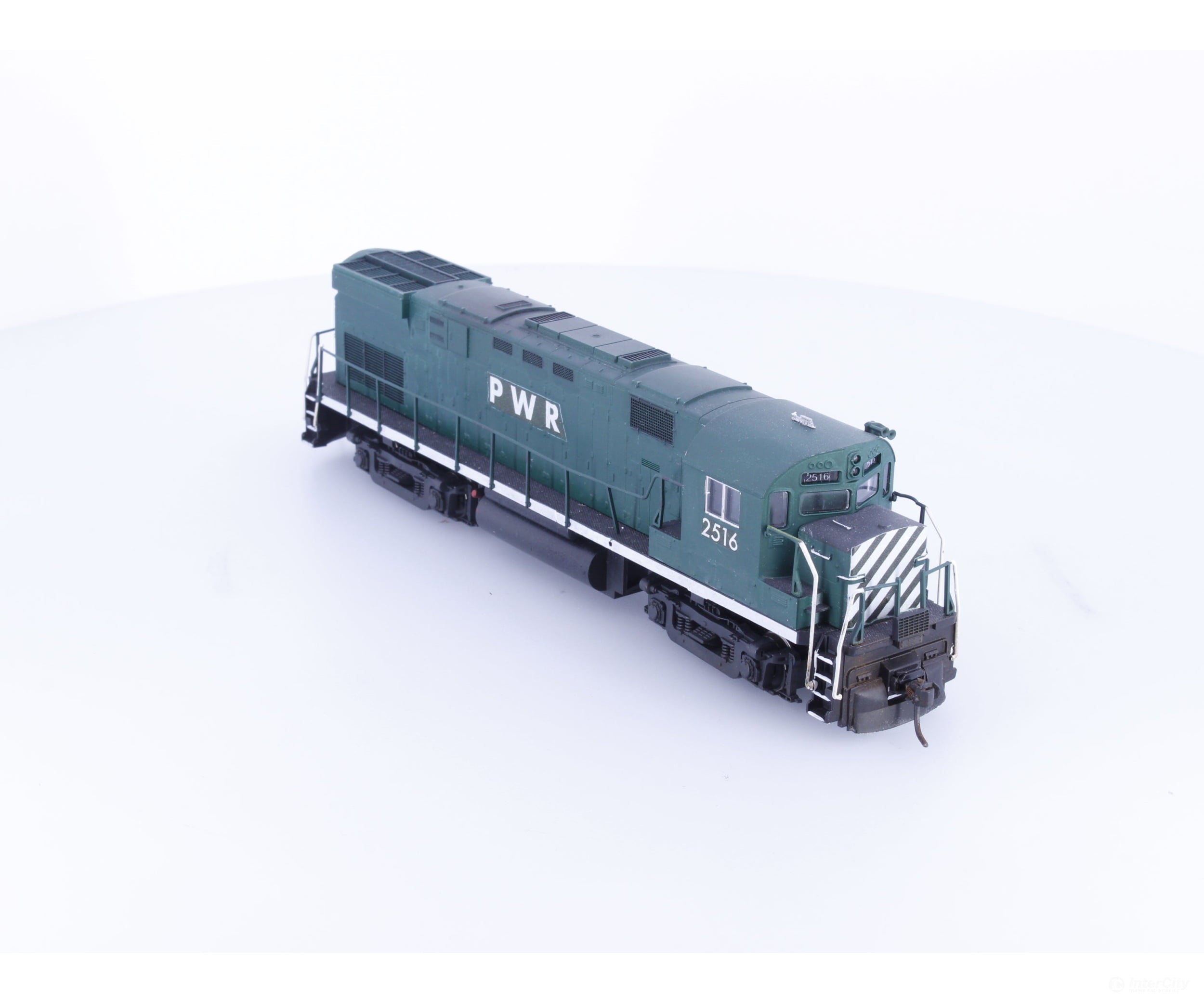 Atlas 2516 HO C424 Phase 1 Diesel Locomotive Pacific Western Railway (PWR) 2516 DCC - Locomotives