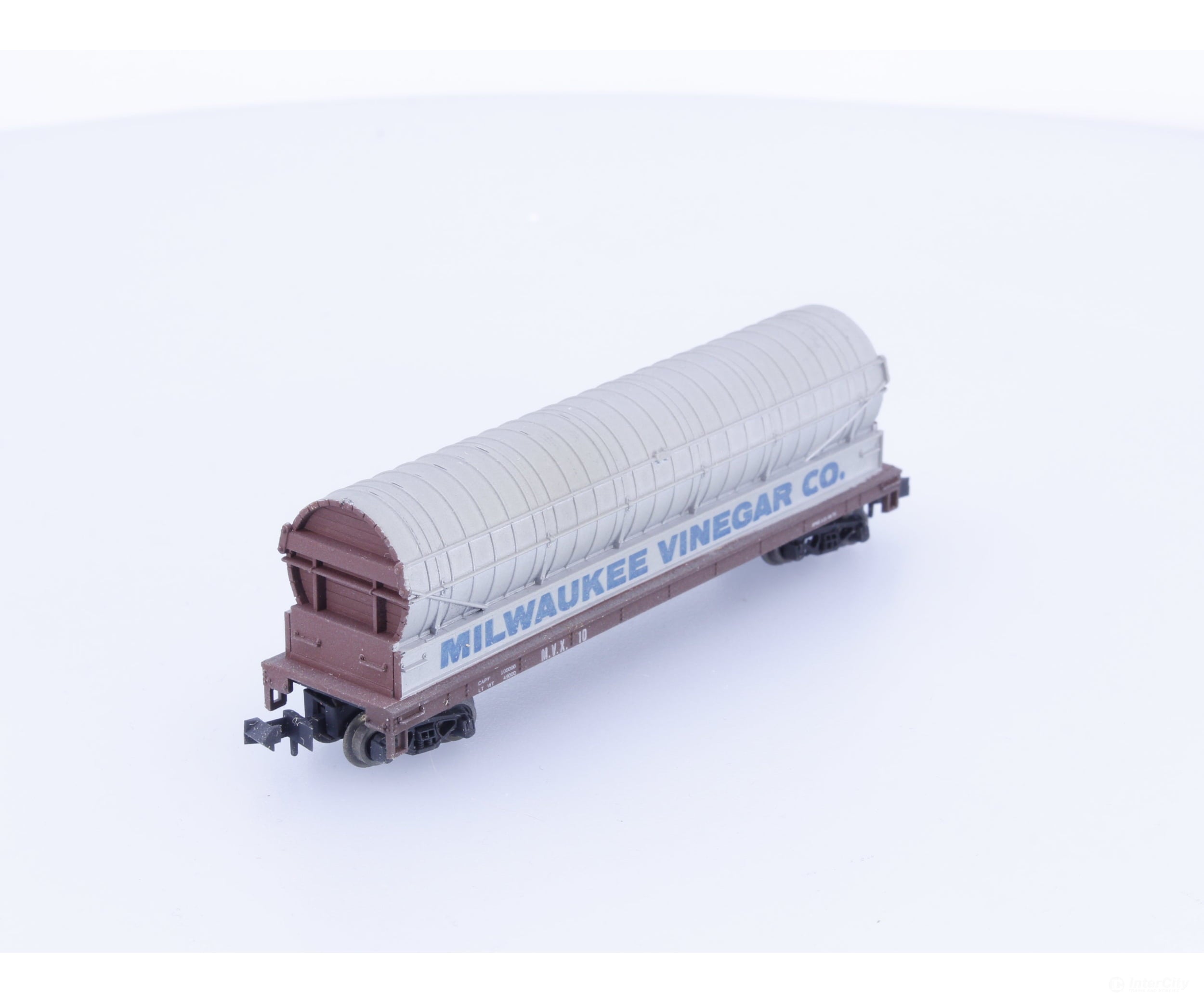 Atlas 3011 N Water Tank Car Milwaukee Vinegar Co (MVX) 10 Freight Cars