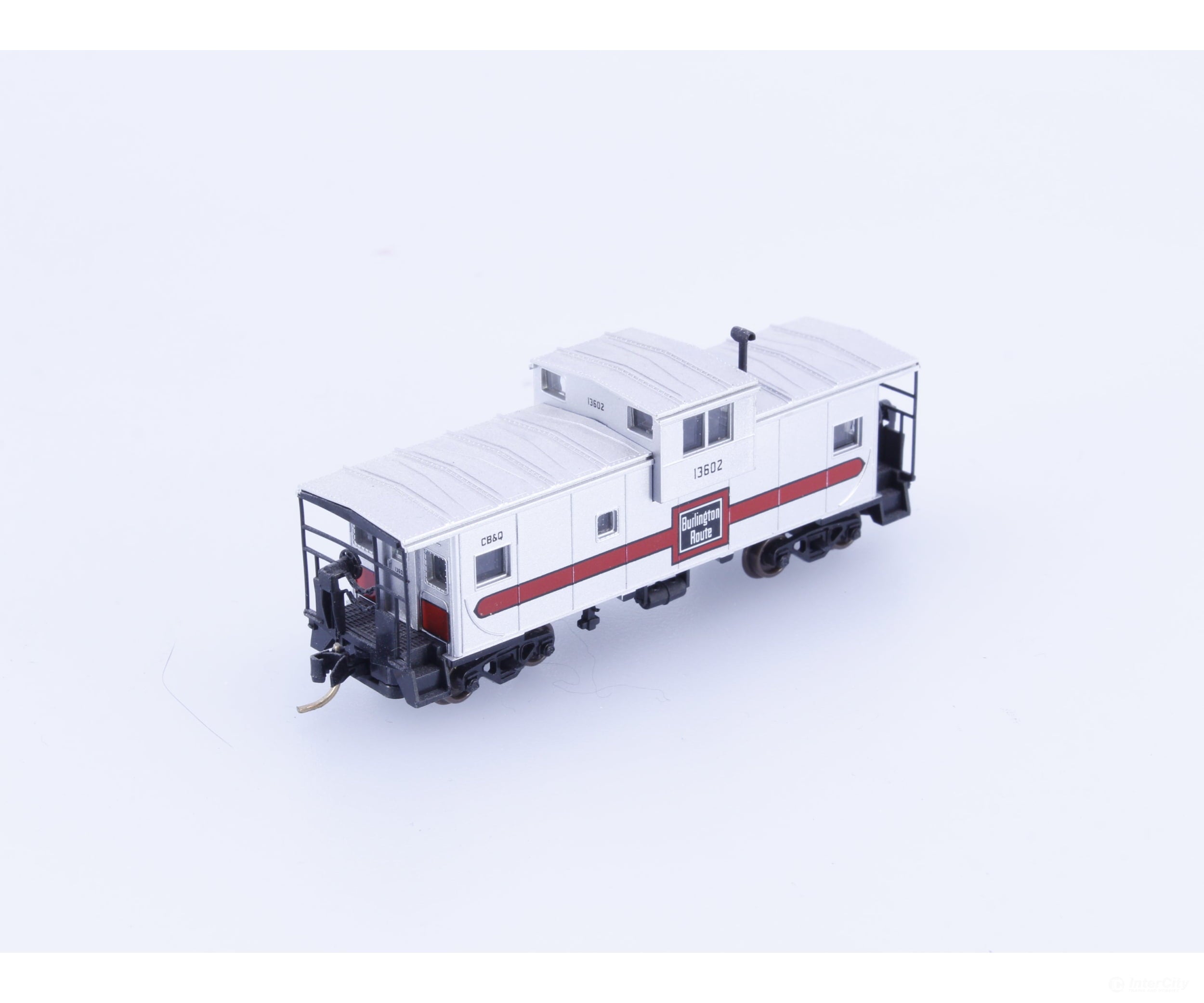 Atlas 30229 N Extended Vision Caboose Chicago Burlington and Quincey (CBQ) 13602 Freight Cars