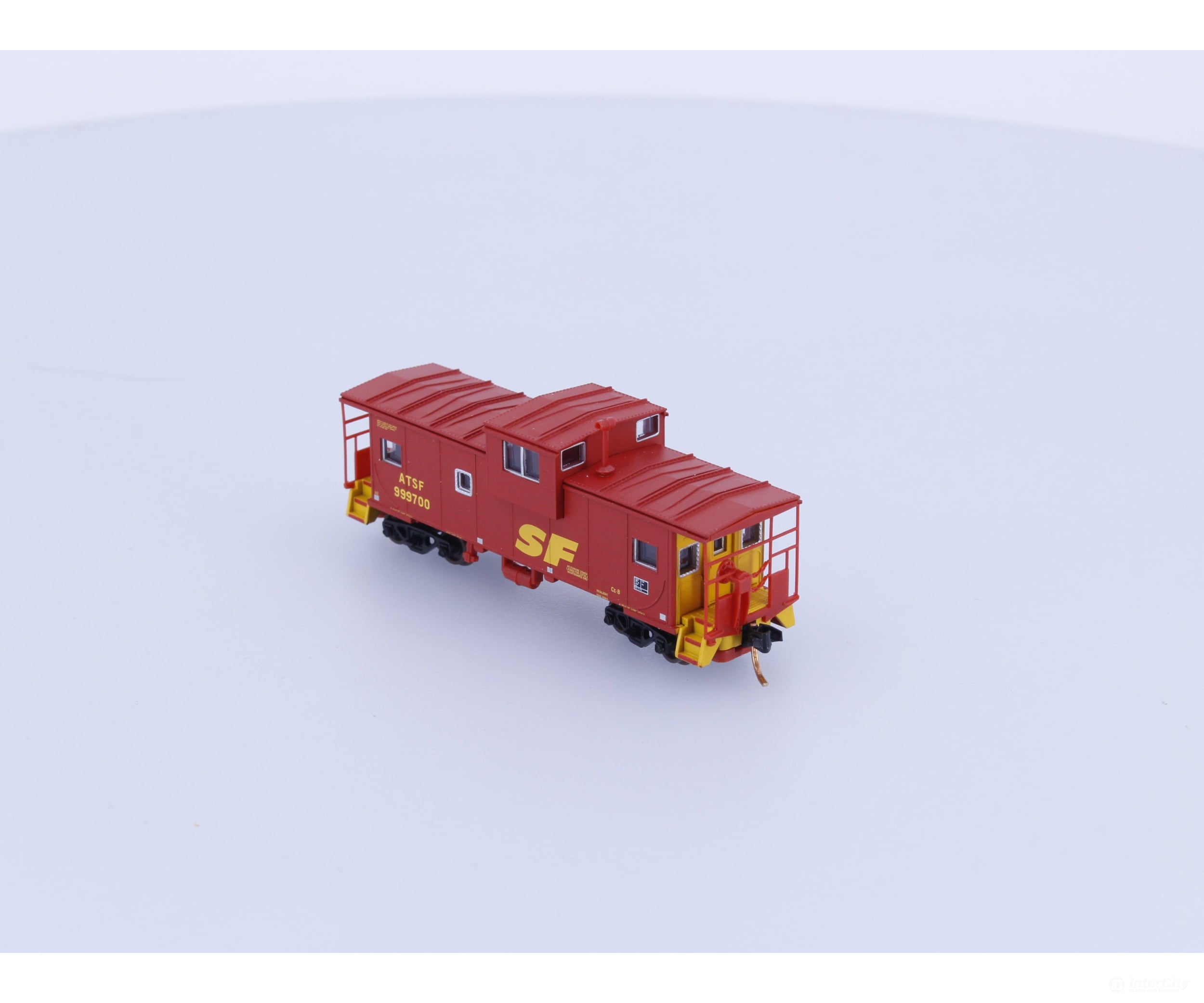 Atlas 30451 N Extended Vision Caboose Santa Fe (SF) 999700 Freight Cars