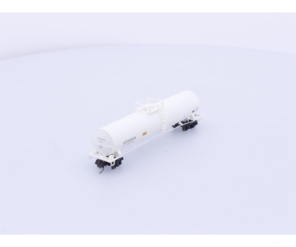 Atlas 30721 N 23500 Gal. Tank Car AMOCO (ACFX) 84018 - Freight Cars