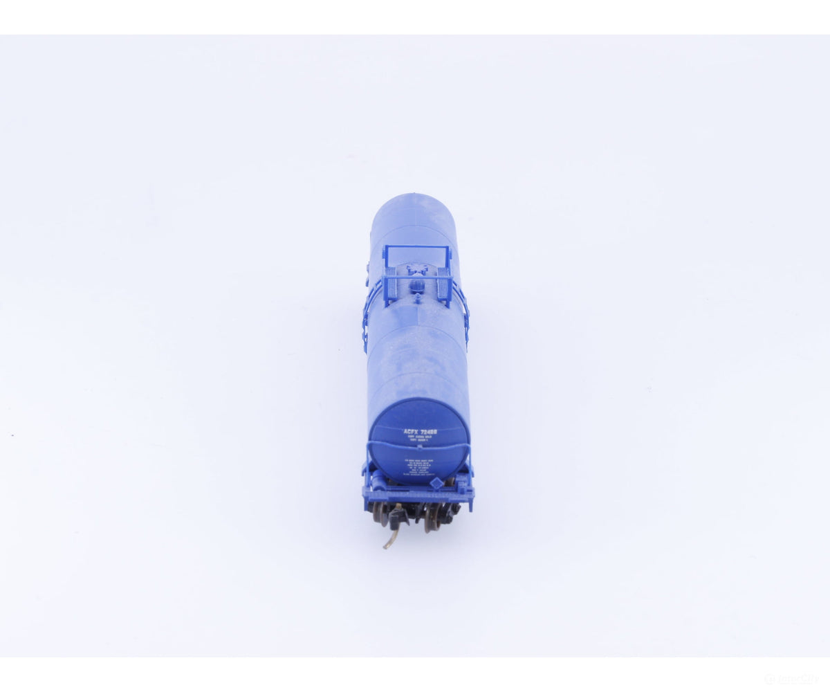 Atlas 30784 N 23500 Gal. Tank Car Union Carbide (ACFX) 72488 - Freight Cars