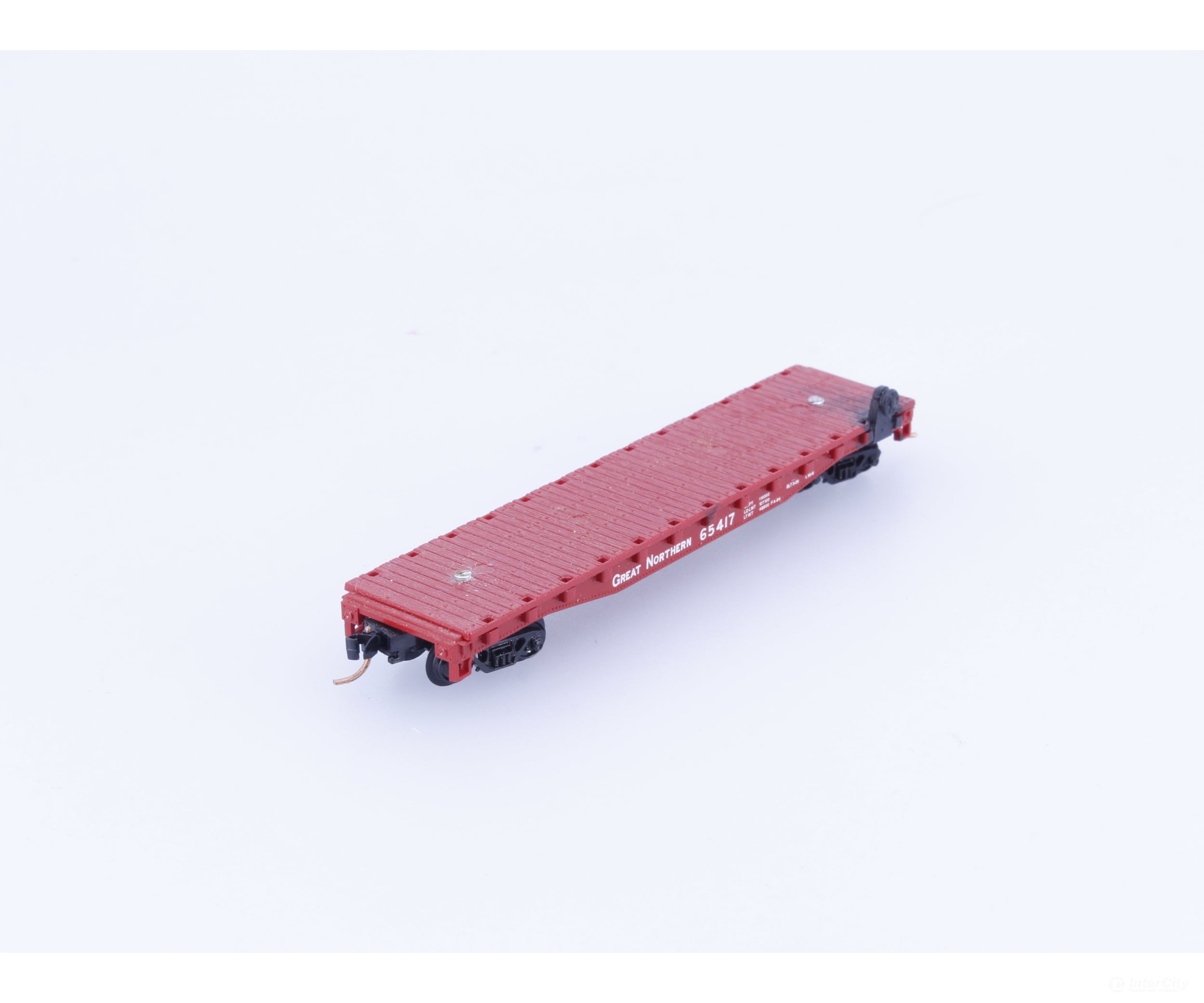 Atlas 38071 N 50’ Flatcar with Stakes Great Northern (GN) 65417 Freight Cars