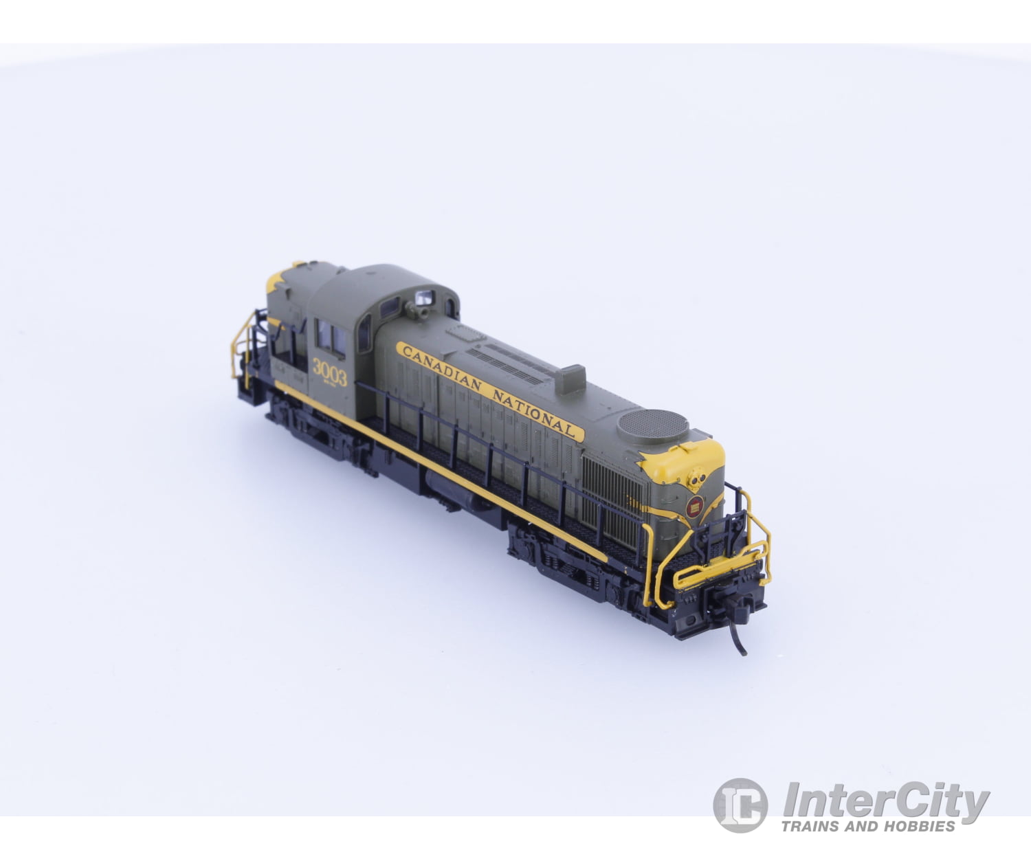 Atlas 40002217 N RS-3 Diesel Locomotive Canadian National (CN) 3003 Analog DC Locomotives
