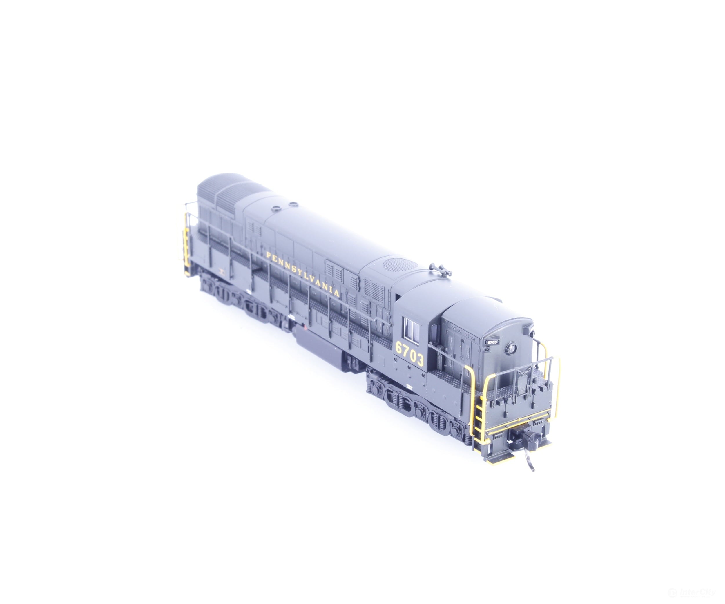 Atlas 40005398 N Train Master Diesel Locomotive Pennsylvania (PRR) 6703 DCC Ready - Locomotives