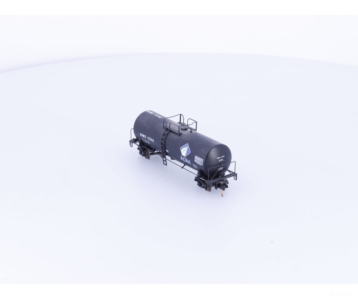 Atlas 40211 N 17,600 Gal. Tank Car ADM (ADMX) 15746 - Freight Cars