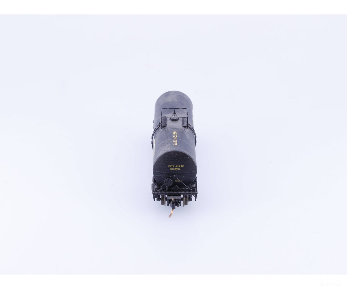 Atlas 40282 N 17,600 Gal. Tank Car. Tru-Sweet (GATX) 65250 - Freight Cars