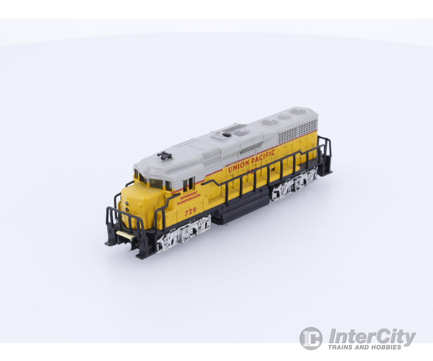 Atlas 4062 N GP-30 Locomotive Union Pacific (UP) 729 Analog DC Locomotives