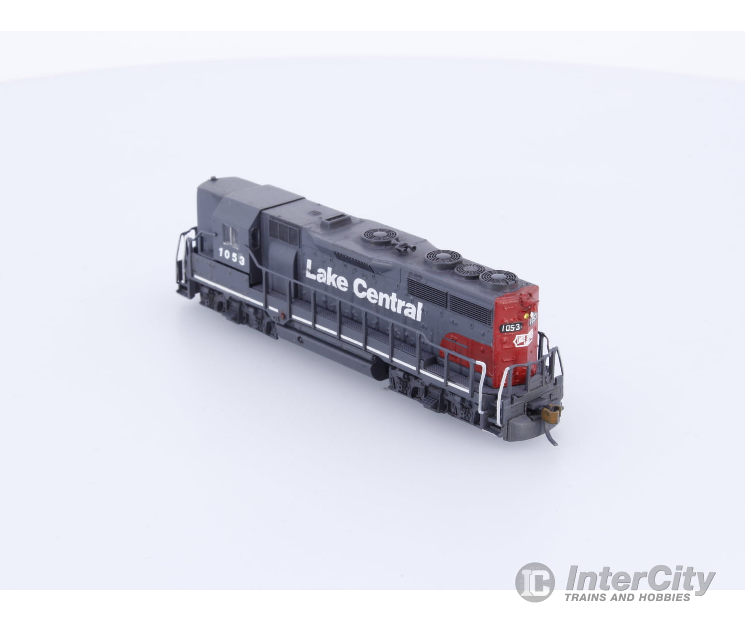 Atlas 42819 N GP-35 ’Lake Central’ #1053 Analog DC Locomotives