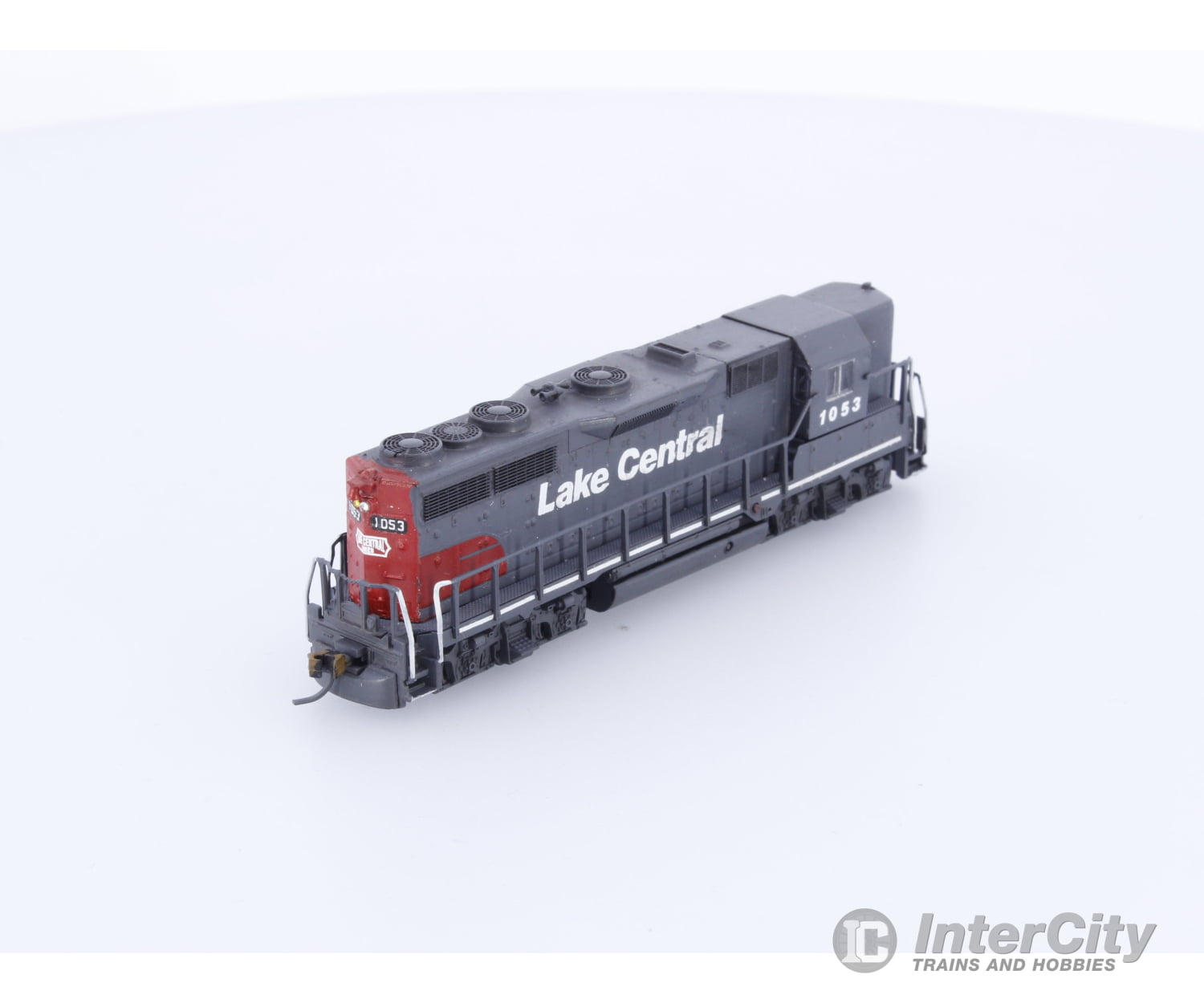 Atlas 42819 N GP-35 ’Lake Central’ #1053 Analog DC Locomotives