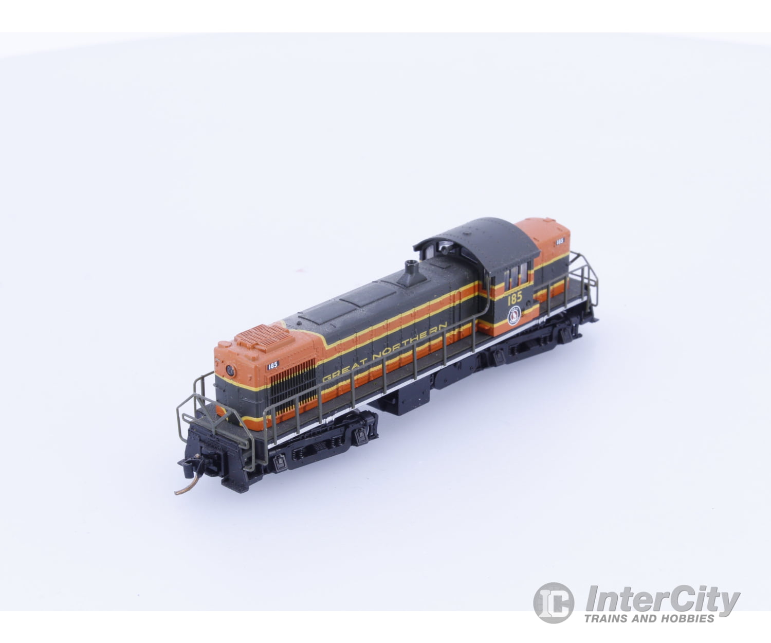 Atlas 44007 N RS-1 Diesel Locomotive Great Northern (GN) 185 Analog DC Locomotives