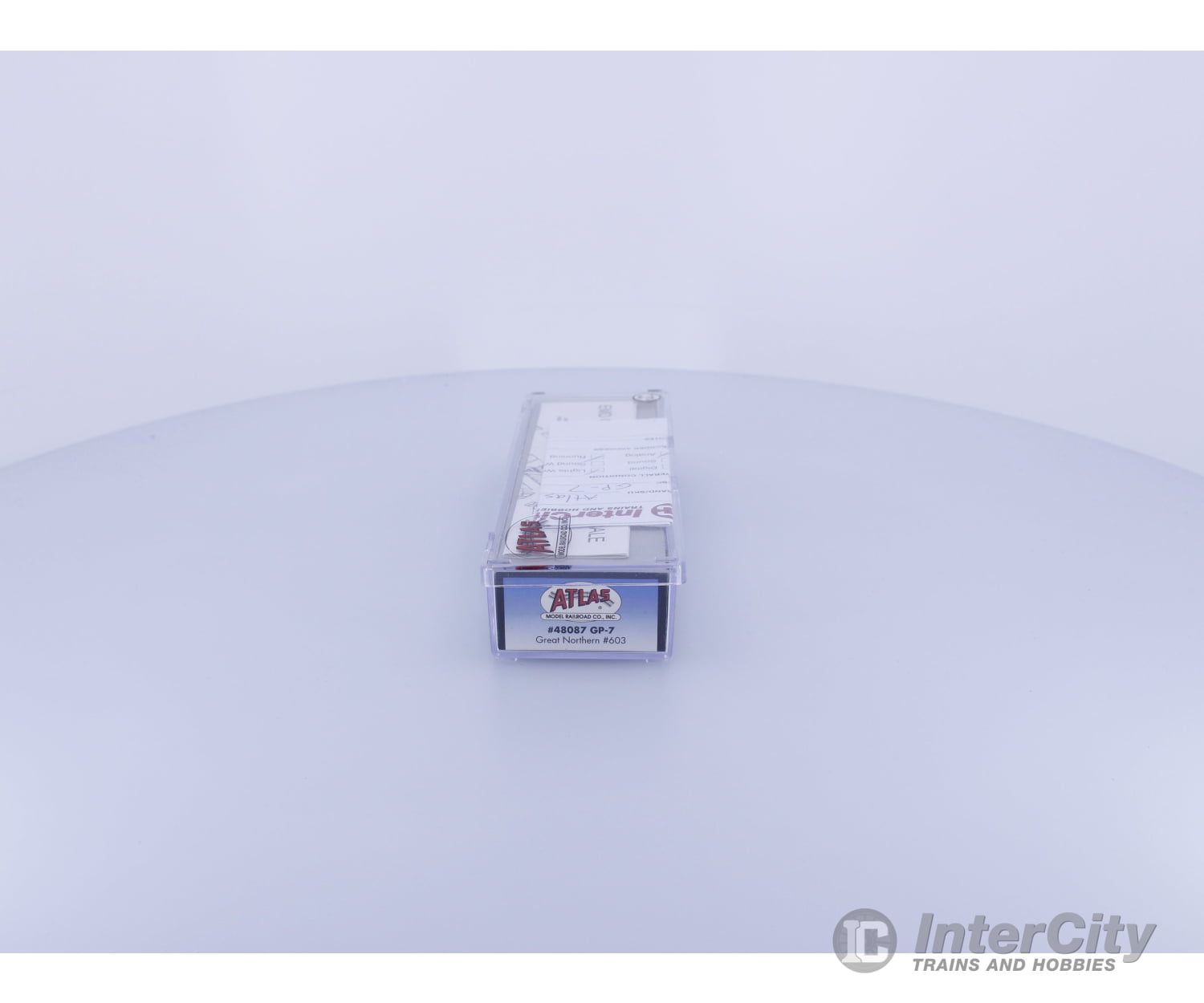 Atlas 48087 N GP-7 Diesel Locomotive Great Northern (GN) 603 Analog DC Locomotives