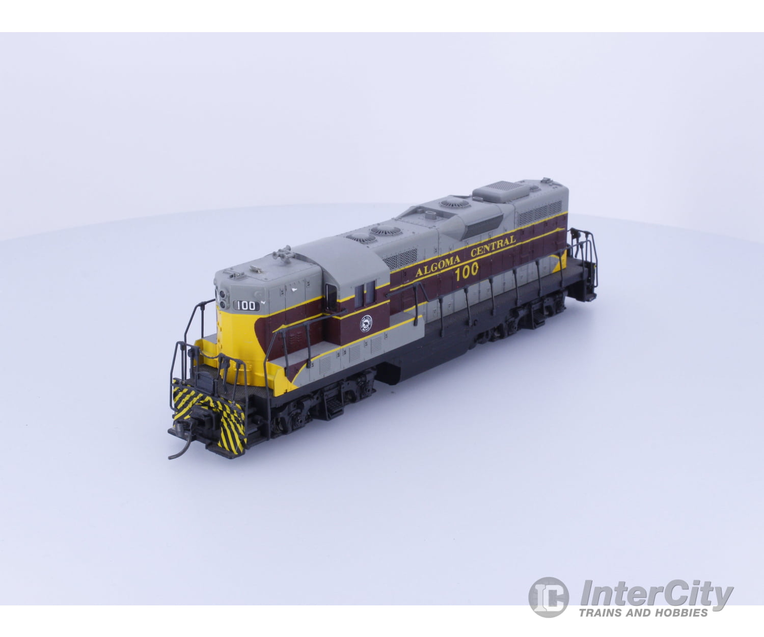 Atlas 8234 HO GP-7 Custom Painted Algoma Central (AC) 100 Analog DC Locomotives