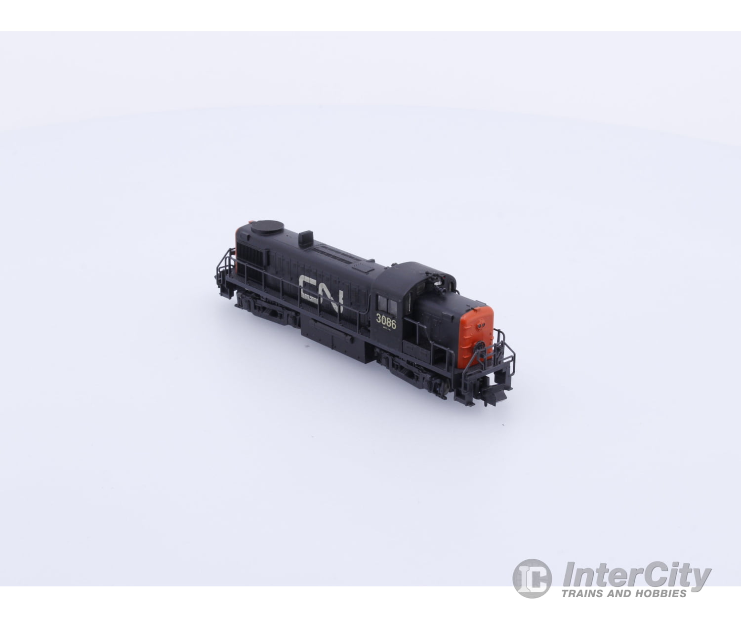 Atlas N RS3 Canadian National (CN) 3086 Analog DC Locomotives
