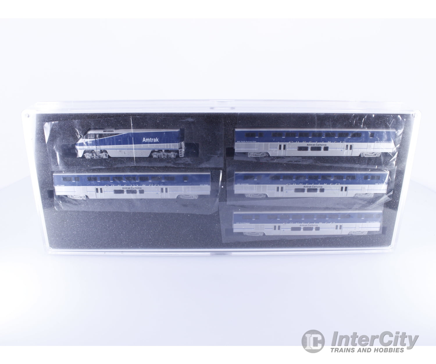 AZL 7002 Z F59PHI + 4 Surfliner Bi-Level Passenger Cars Amtrak (AMTK) 455 Analog DC Locomotives