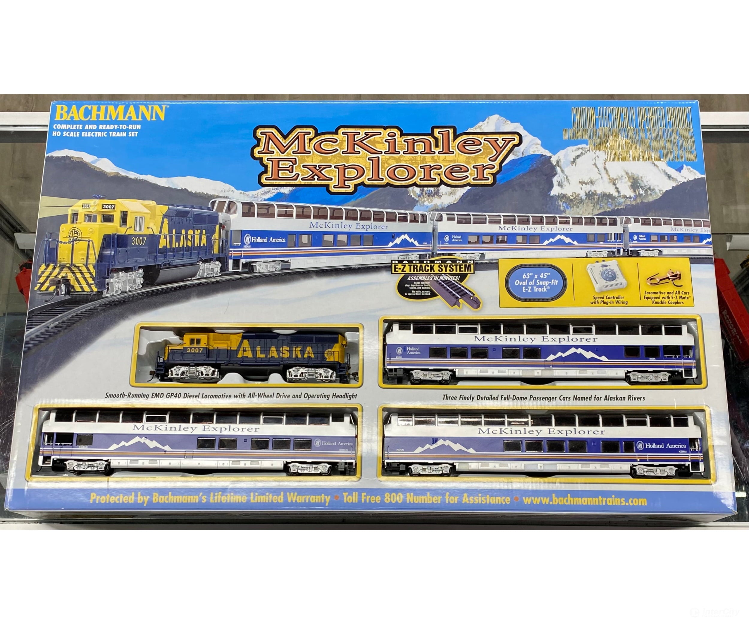 Bachmann 00694 HO McKinley Explorer Diesel Locomotive with 3 Double Deck Passenger Cars Alaska Railroad (ARR) 3007