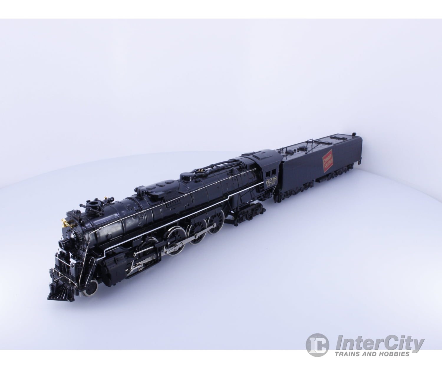 Bachmann 0662 HO Northern 4-8-4 with Realistic Smoke Unit Canadian National (CN) 6218 Analog DC Locomotives